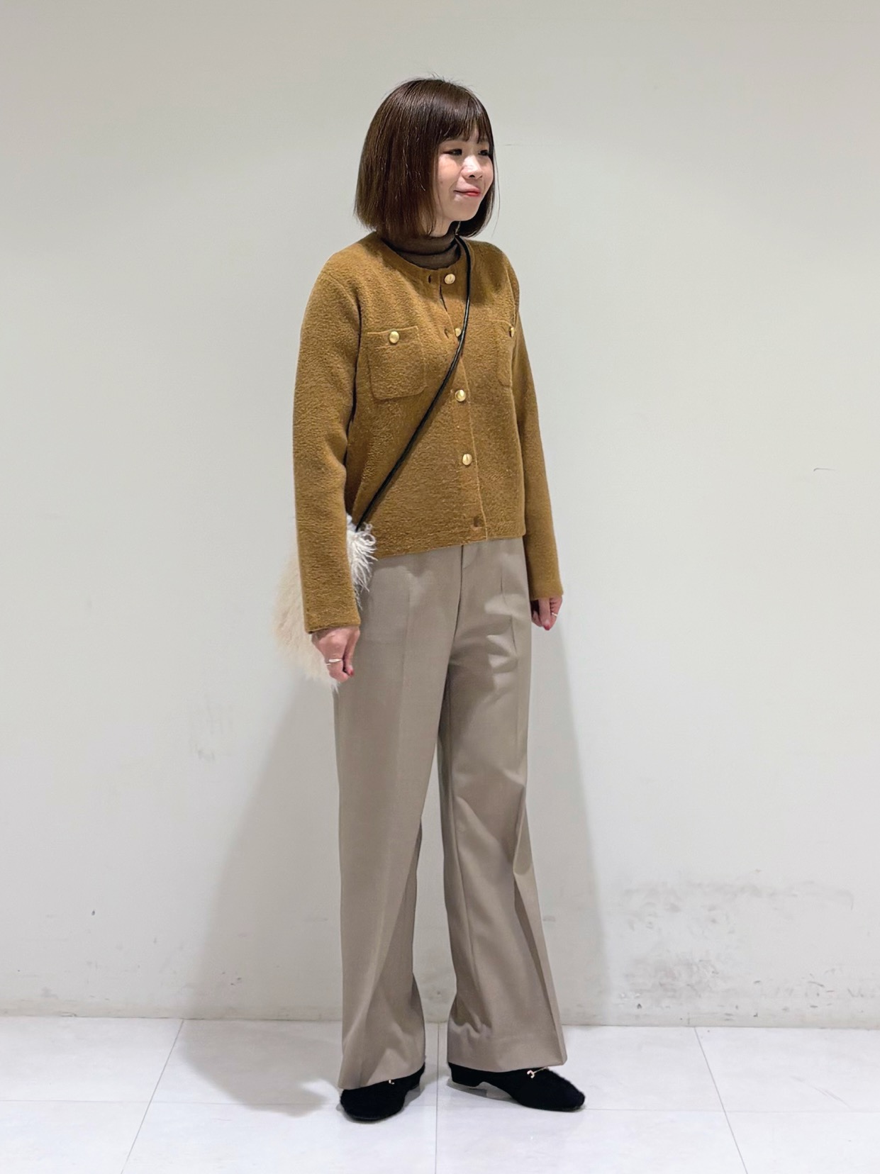 tsuyuさんの「INDIVI｜【ウールラメ混／軽量】 ハイネックインナーニット」を使ったコーディネート