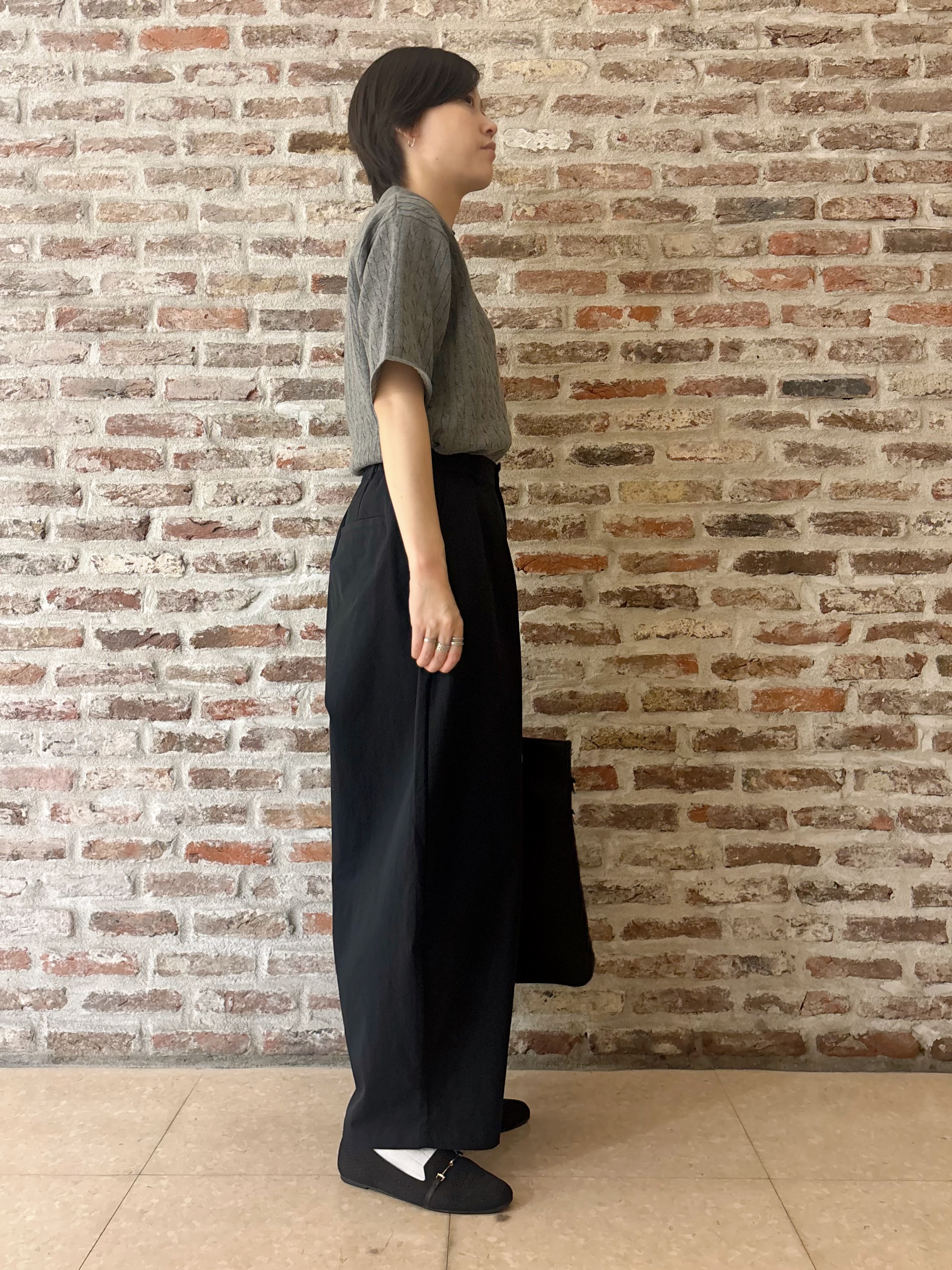 しばさんの「THE SHOP TK｜POLO BCS/ケーブルニットポロ」を使ったコーディネート