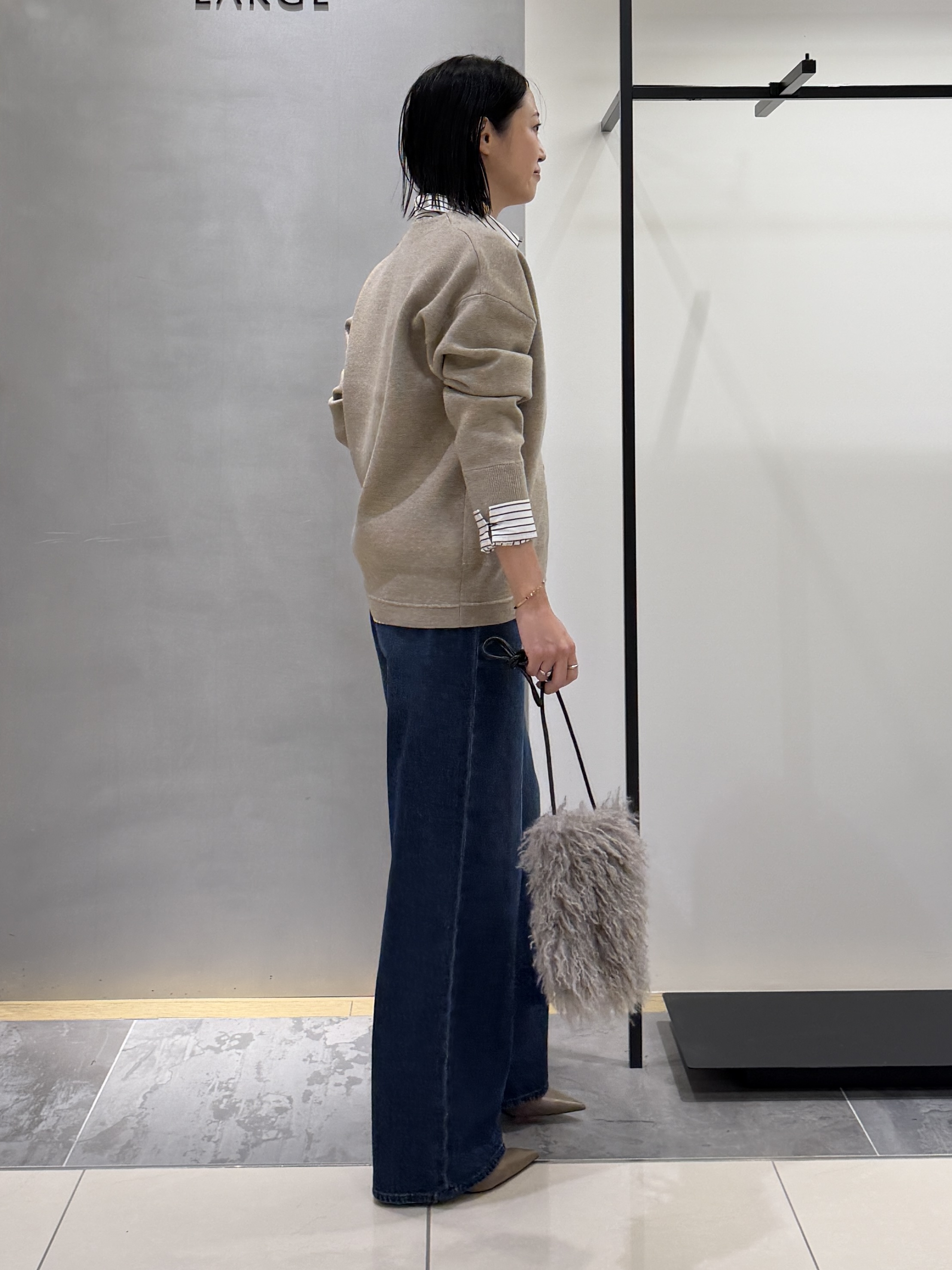 shihoさんの「INDIVI｜【ミラノリブ編み】ジップニットブルゾン」を使ったコーディネート