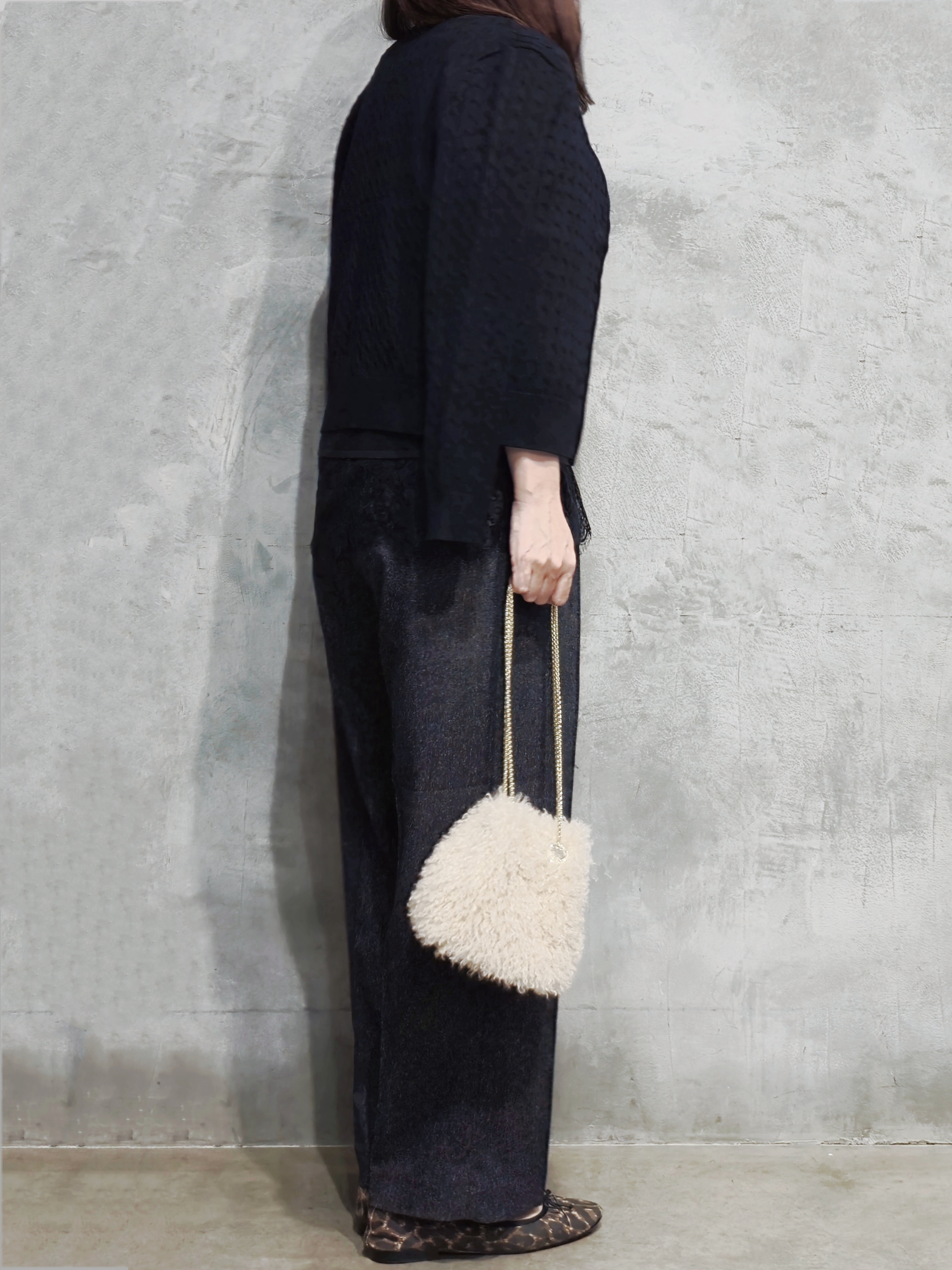 ひさえさんの「THE SHOP TK｜POLO BCS/ケーブルクルーカーディガン」を使ったコーディネート