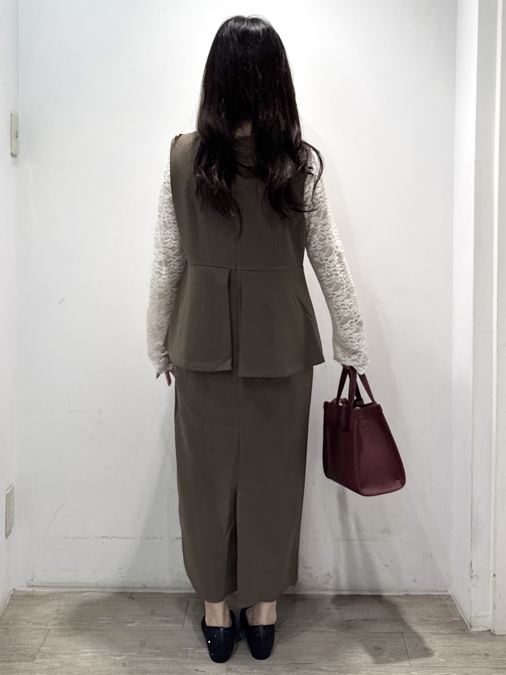 yuicciさんの「OPAQUE.CLIP｜レースベロア トップス【洗濯機OK】」を使ったコーディネート