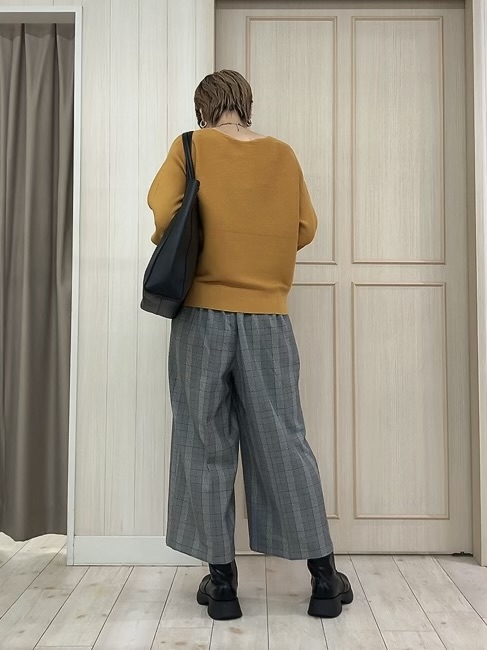Turnerさんの「SHOO･LA･RUE｜【洗濯機可/体型カバー】やわらかリブドルマンニット」を使ったコーディネート