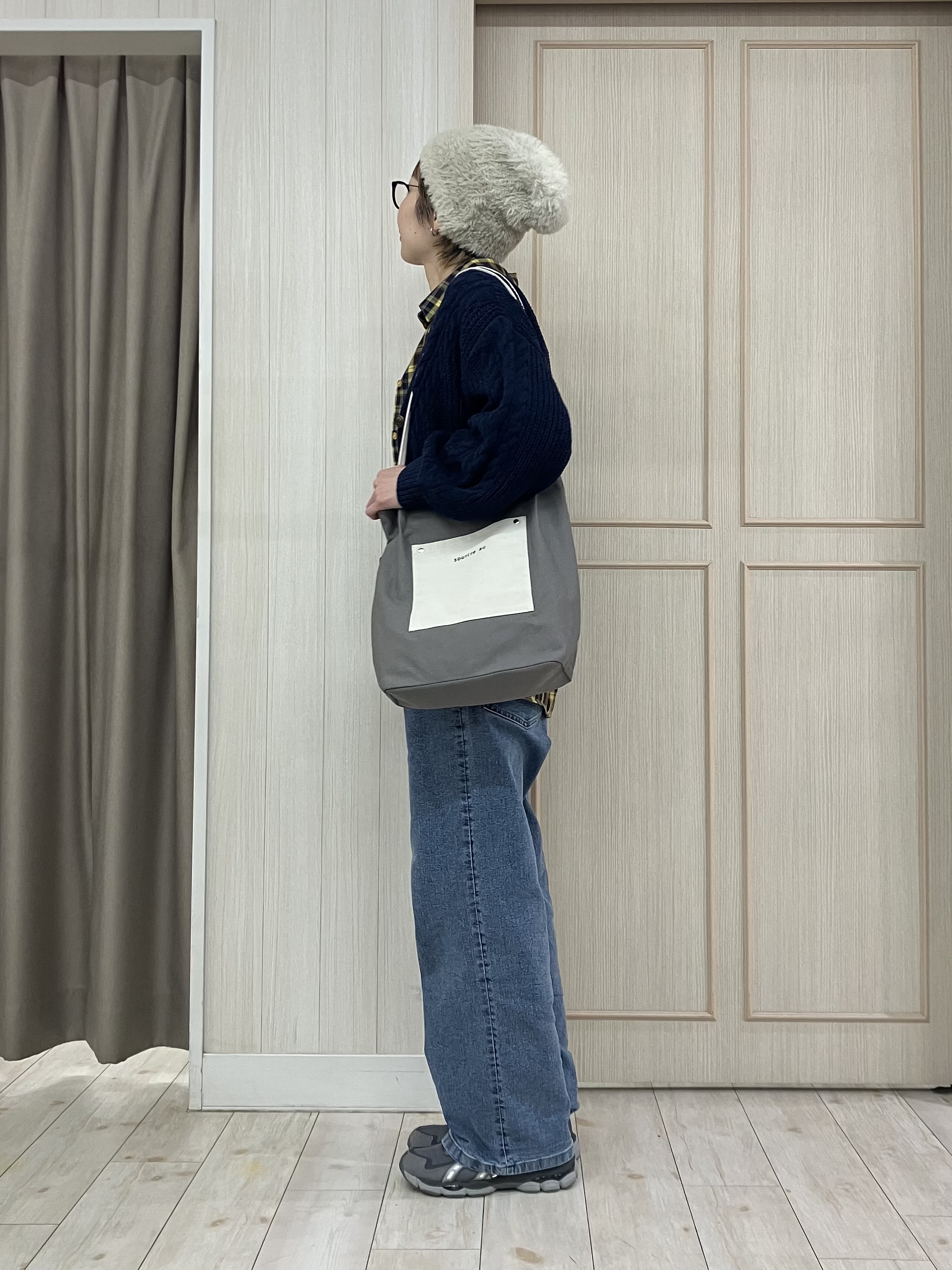 Turnerさんの「SHOO･LA･RUE｜【洗濯機可】もこもちモールケーブル Vネックカーディガン」を使ったコーディネート