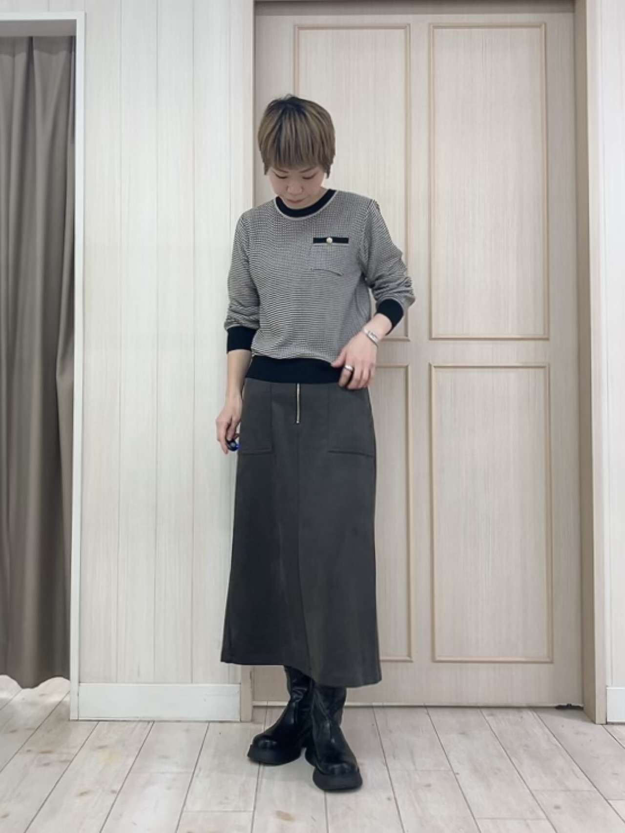 Turnerさんの「SHOO･LA･RUE｜重ねるだけでこなれコーデに ふわふわフェイクファーベスト」を使ったコーディネート