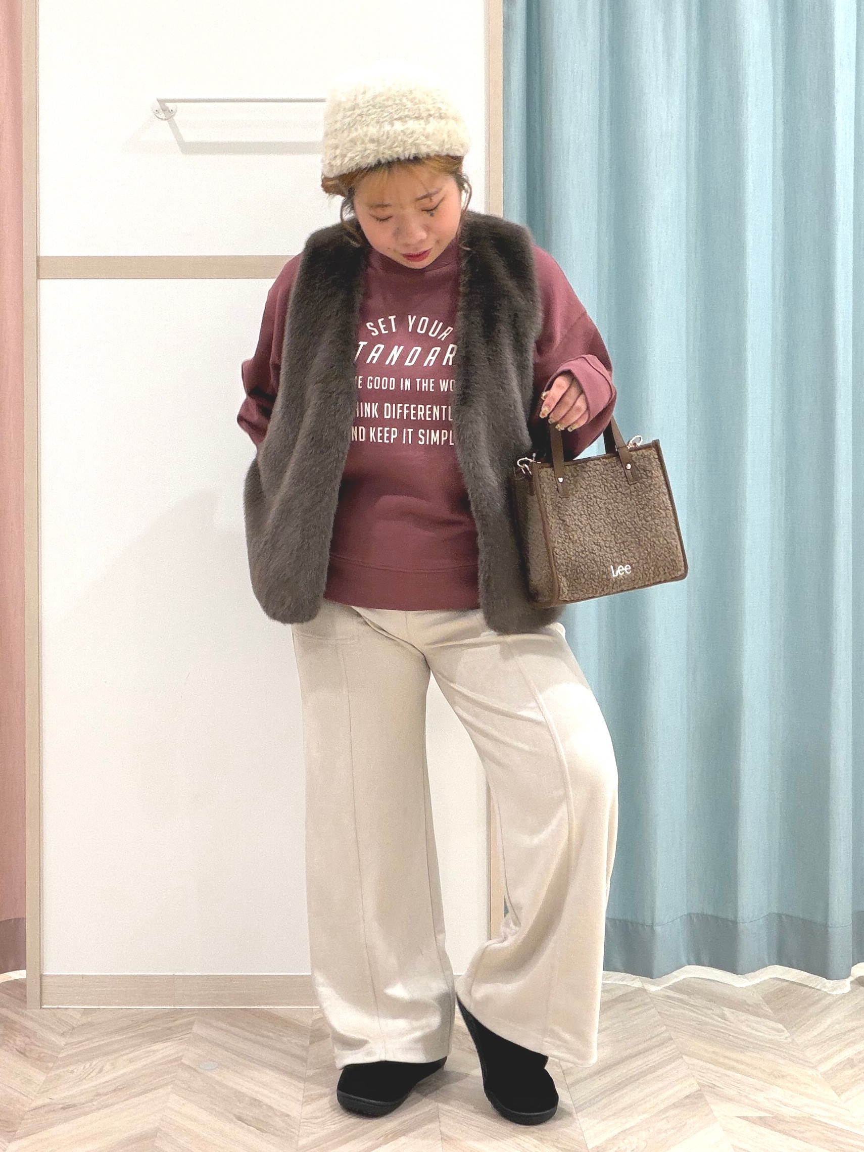 まちゃんなちゃんさんの「SHOO･LA･RUE｜【体型カバー/洗濯機可】ゆるシルエットスウェット」を使ったコーディネート