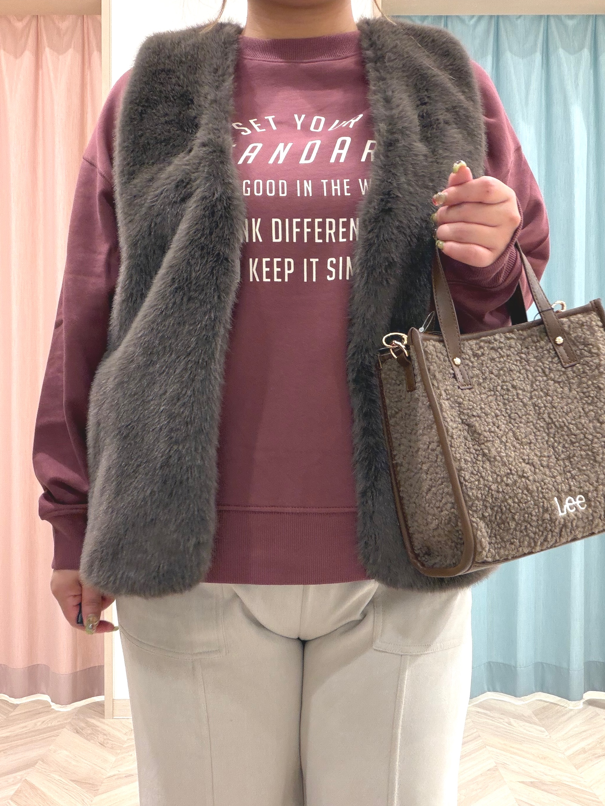 まちゃんなちゃんさんの「SHOO･LA･RUE｜【体型カバー/洗濯機可】ゆるシルエットスウェット」を使ったコーディネート