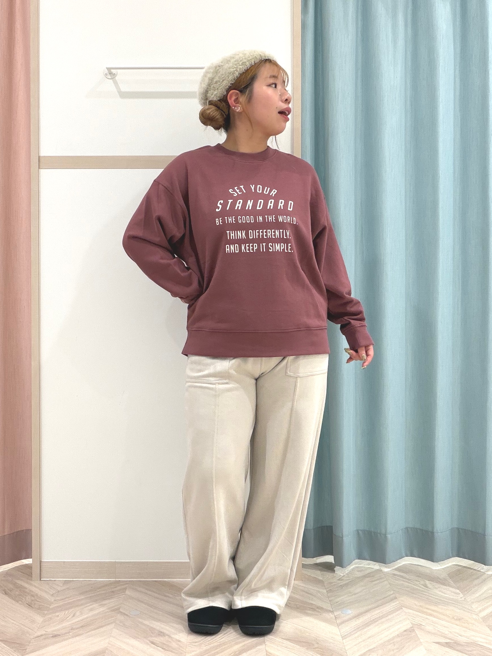 まちゃんなちゃんさんの「SHOO･LA･RUE｜【体型カバー/洗濯機可】ゆるシルエットスウェット」を使ったコーディネート