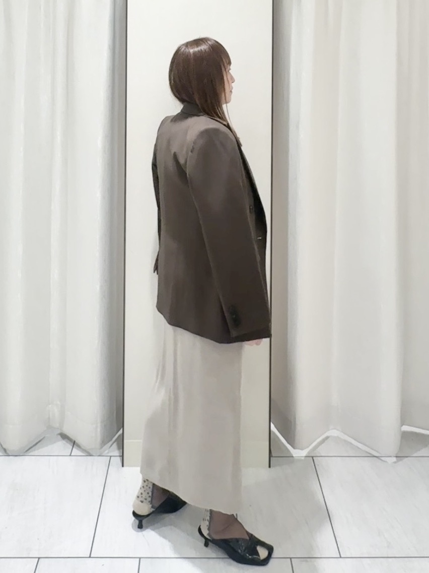 ʏᴜᴋɪᴋᴏさんの「UNTITLED｜【セットアップ可/通勤にも】ウールダブルジャケット」を使ったコーディネート