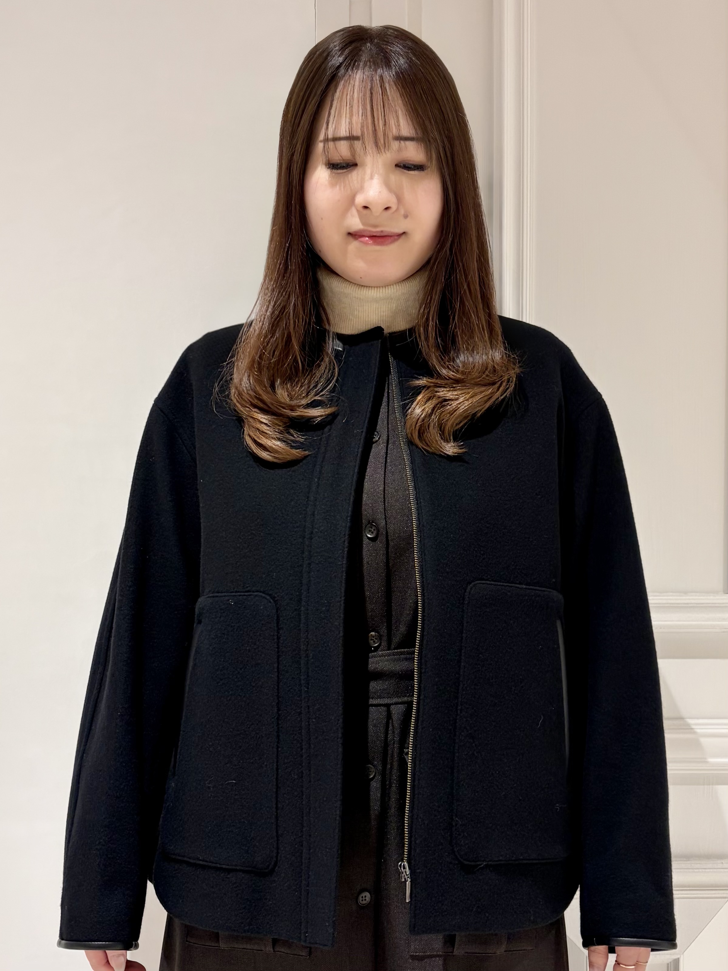 minowaさんの「DRESSTERIOR｜Super140's レザー調パイピングジャケット」を使ったコーディネート