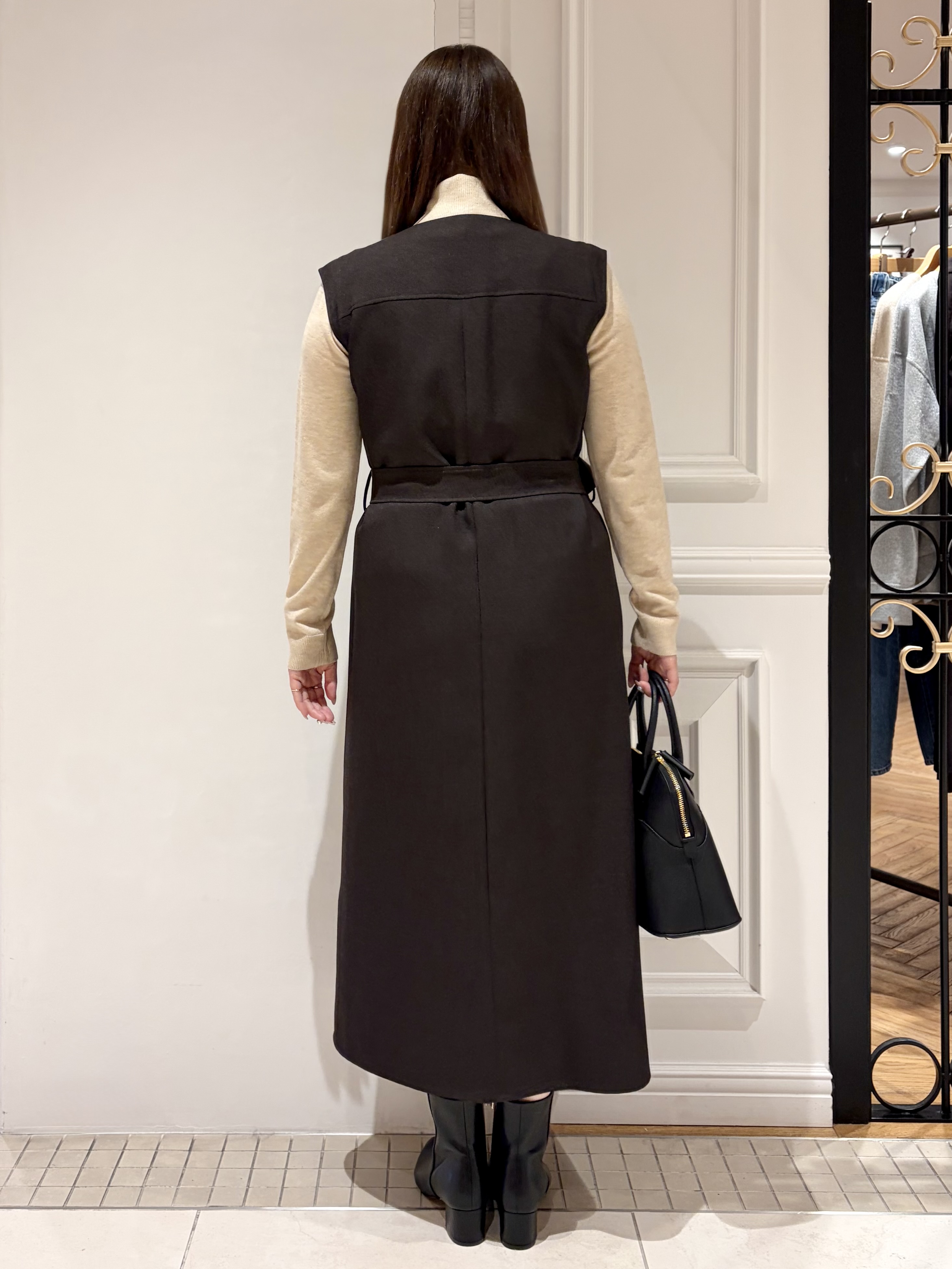 minowaさんの「DRESSTERIOR｜【STORY11月号掲載】サスティナブルタートルニット」を使ったコーディネート