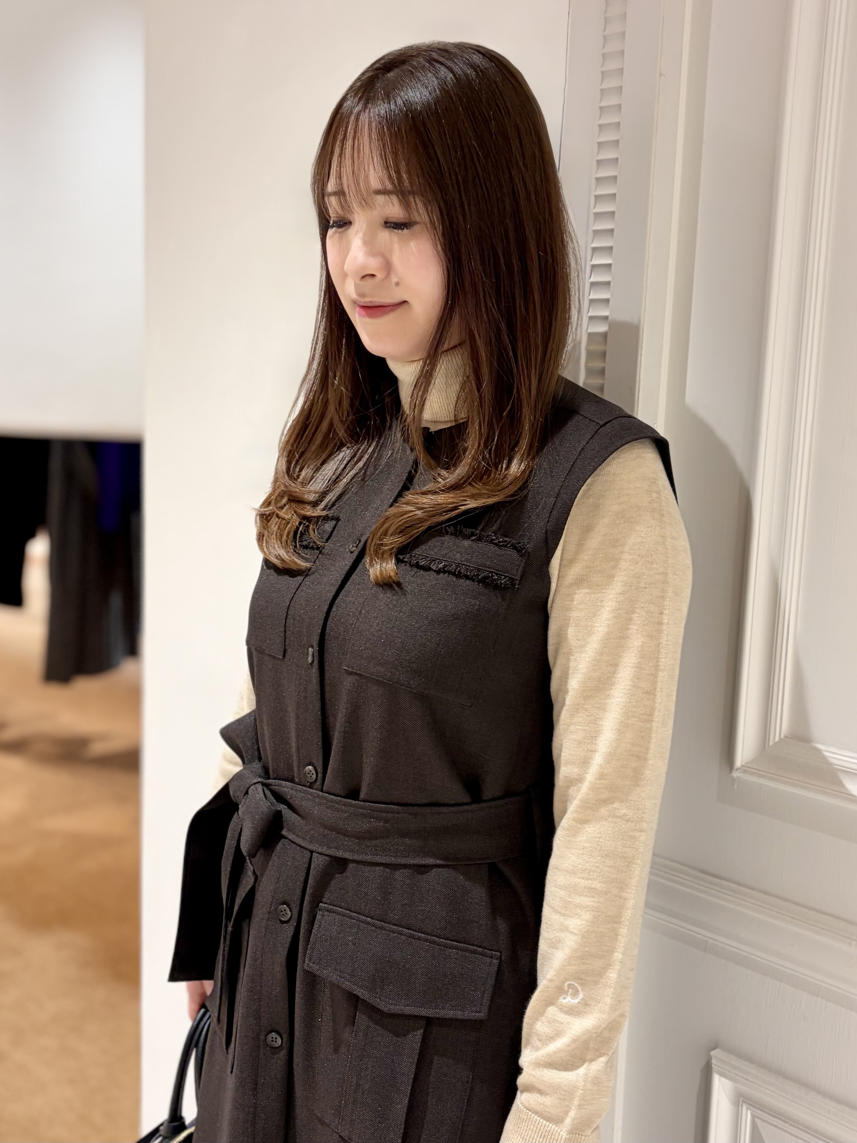 minowaさんの「DRESSTERIOR｜【STORY11月号掲載】サスティナブルタートルニット」を使ったコーディネート
