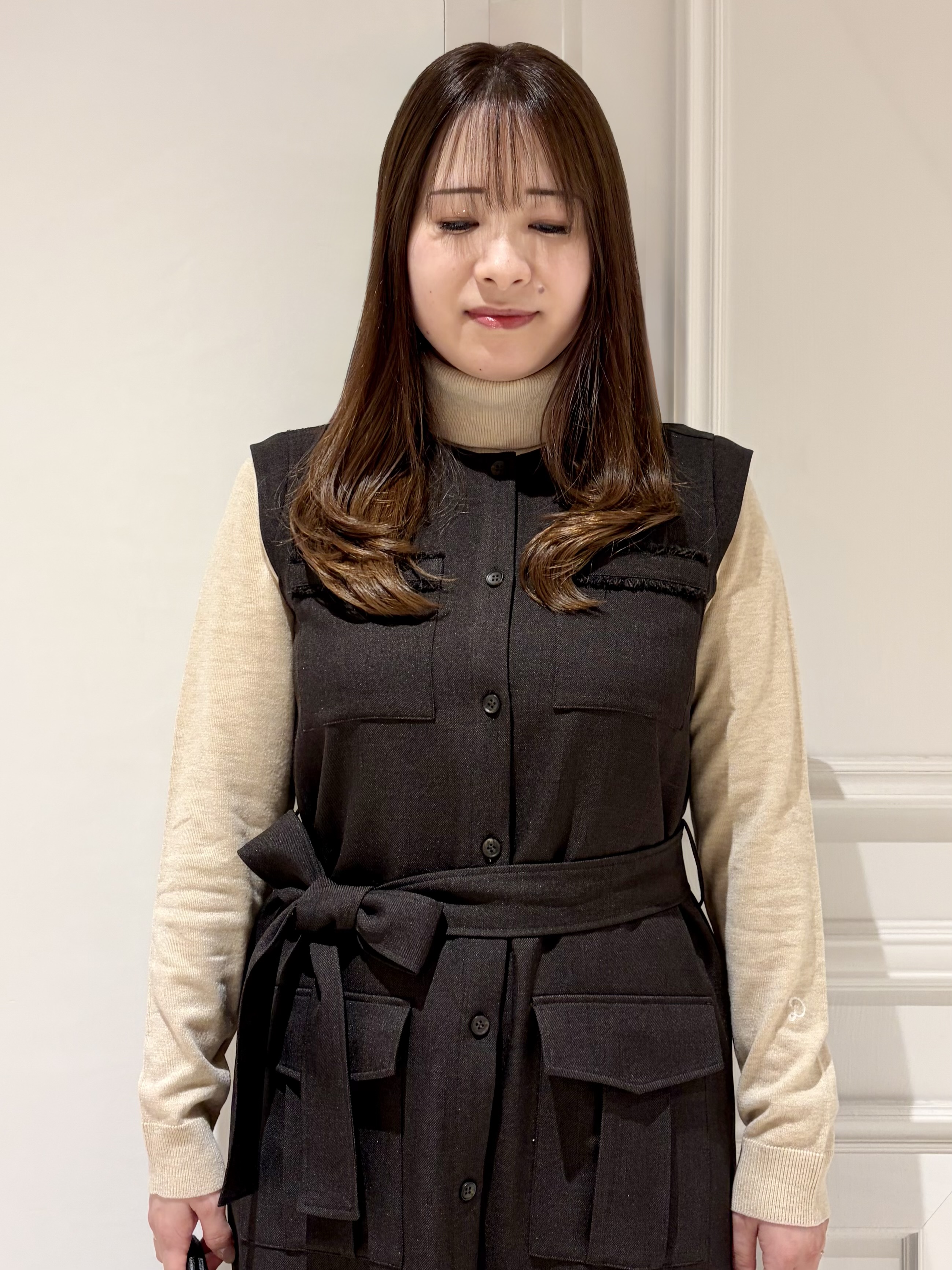 minowaさんの「DRESSTERIOR｜【STORY11月号掲載】サスティナブルタートルニット」を使ったコーディネート