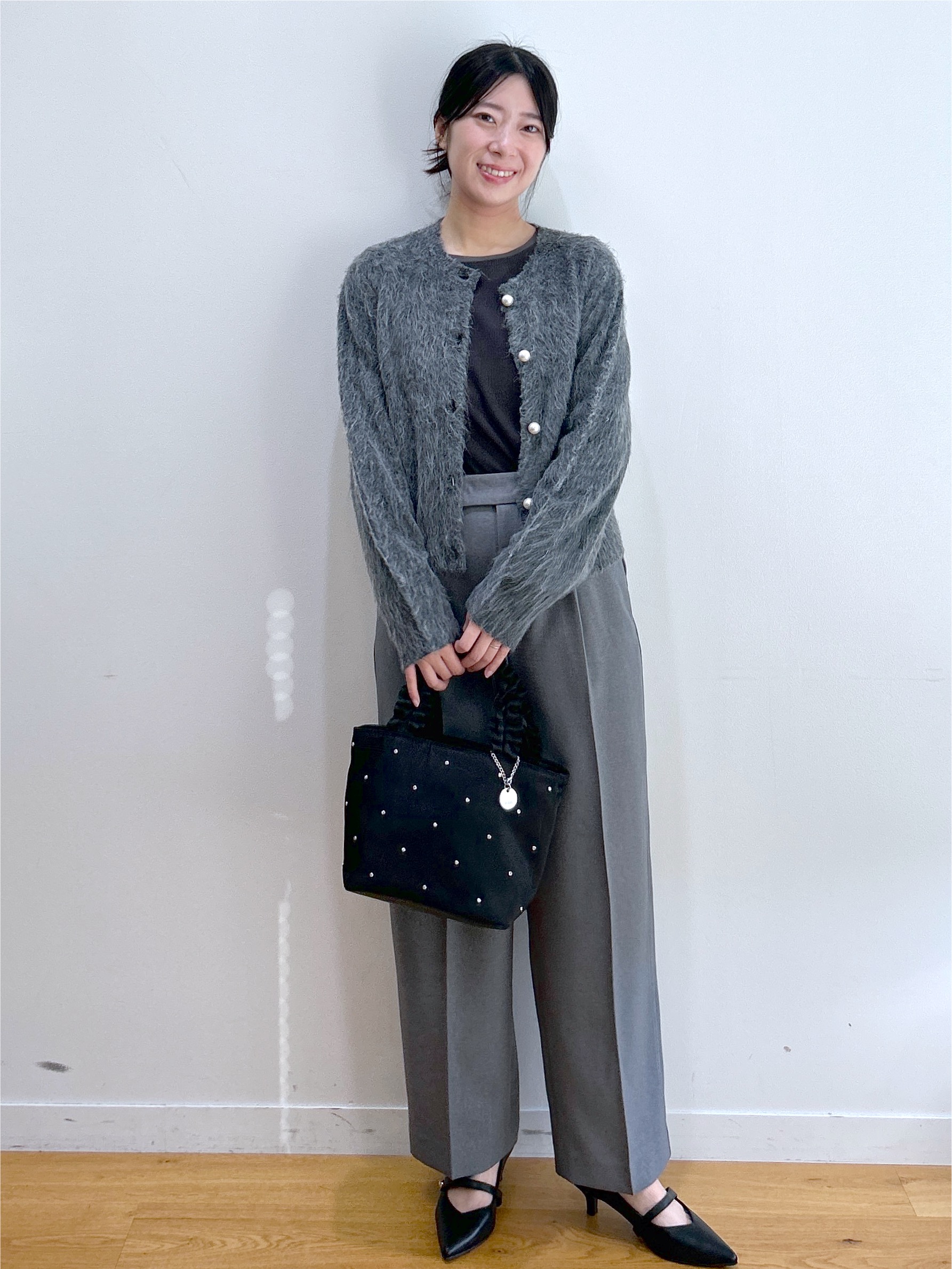 RINAさんの「index｜【洗える】ふんわりシャギーカーディガン」を使ったコーディネート