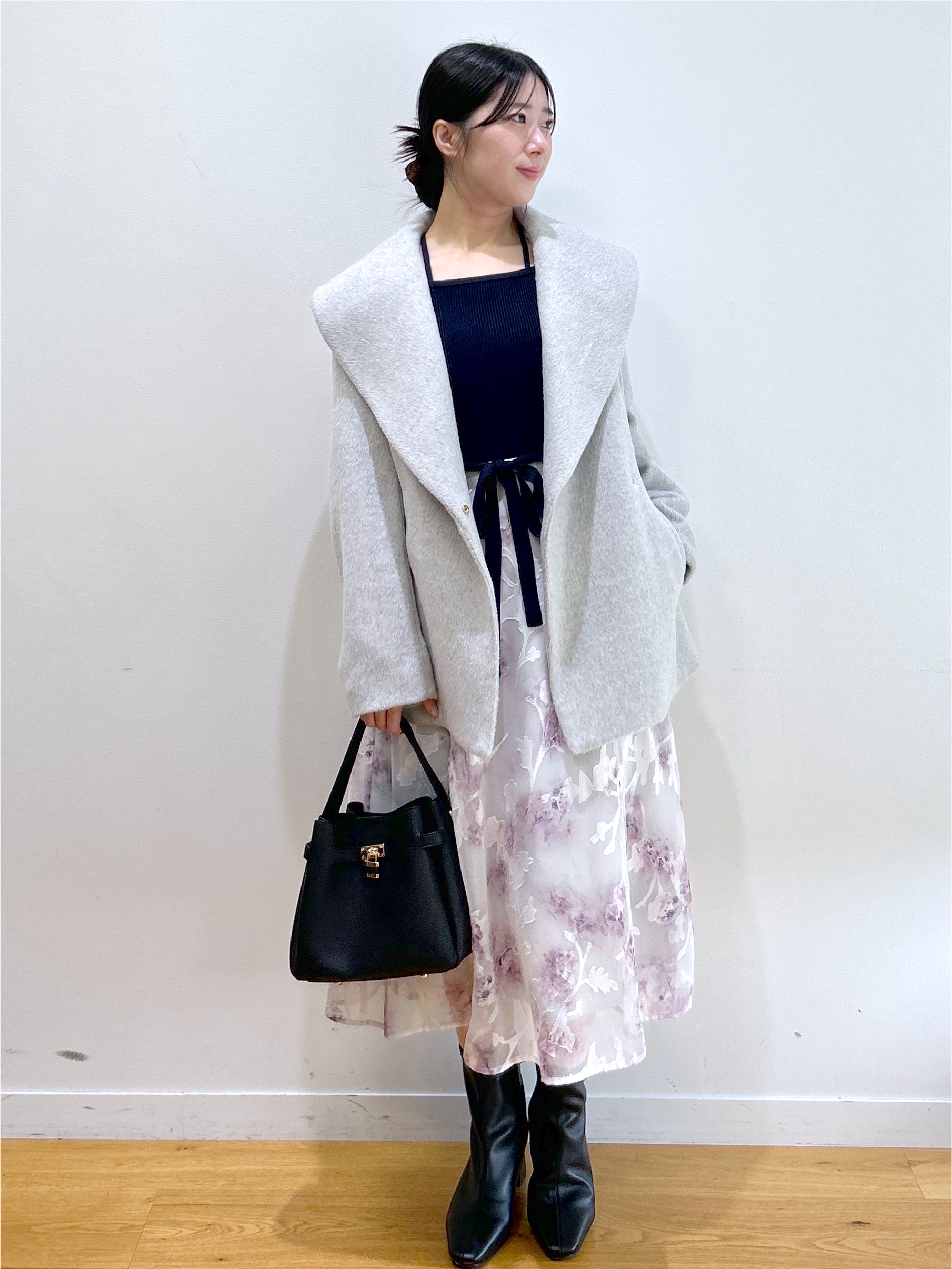 RINAさんの「index｜カシミヤ混ビッグショールカラーコート」を使ったコーディネート
