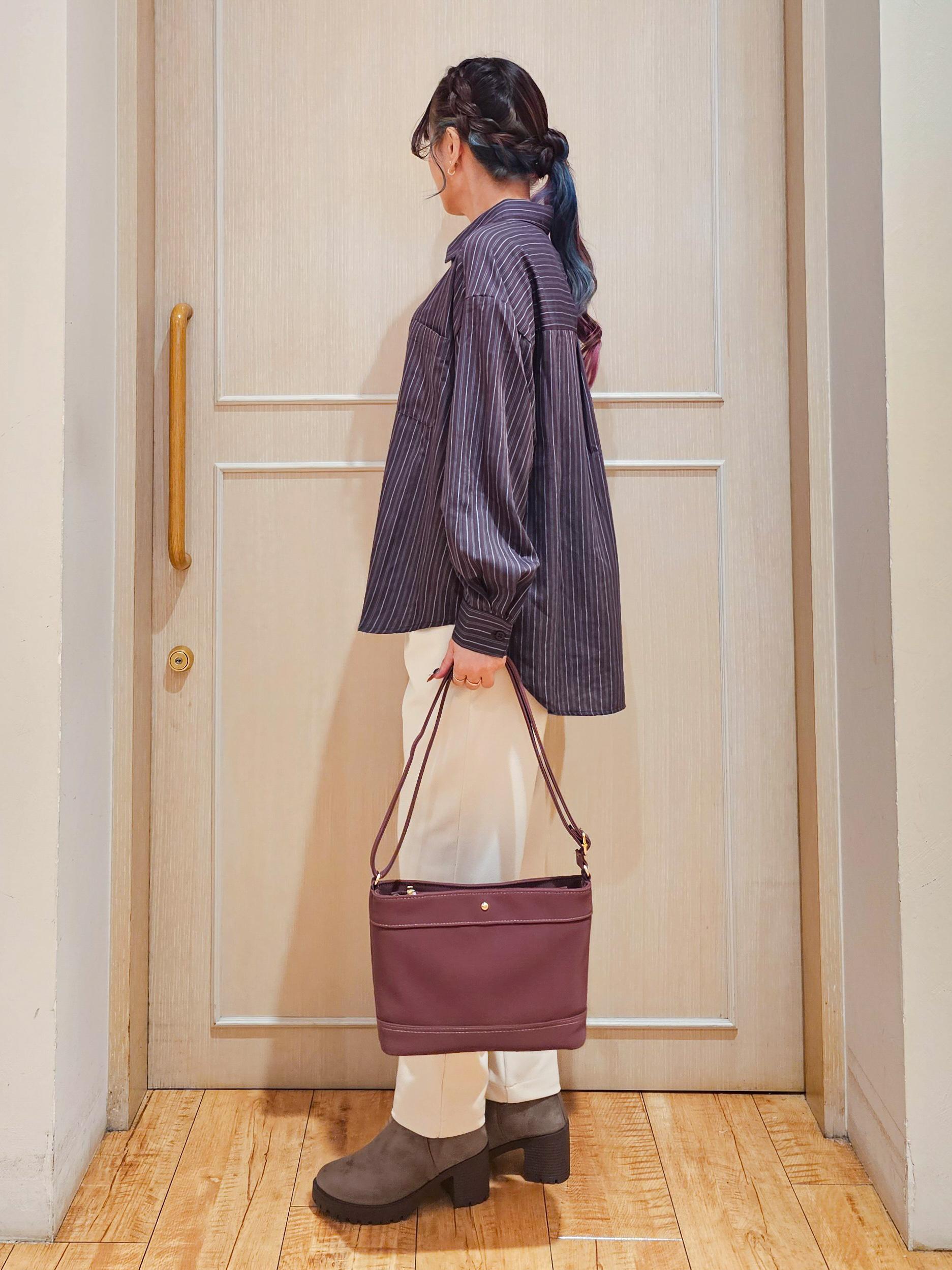 ゆゆさんの「SHOO･LA･RUE｜重ねるだけでこなれコーデに ふわふわフェイクファーベスト」を使ったコーディネート
