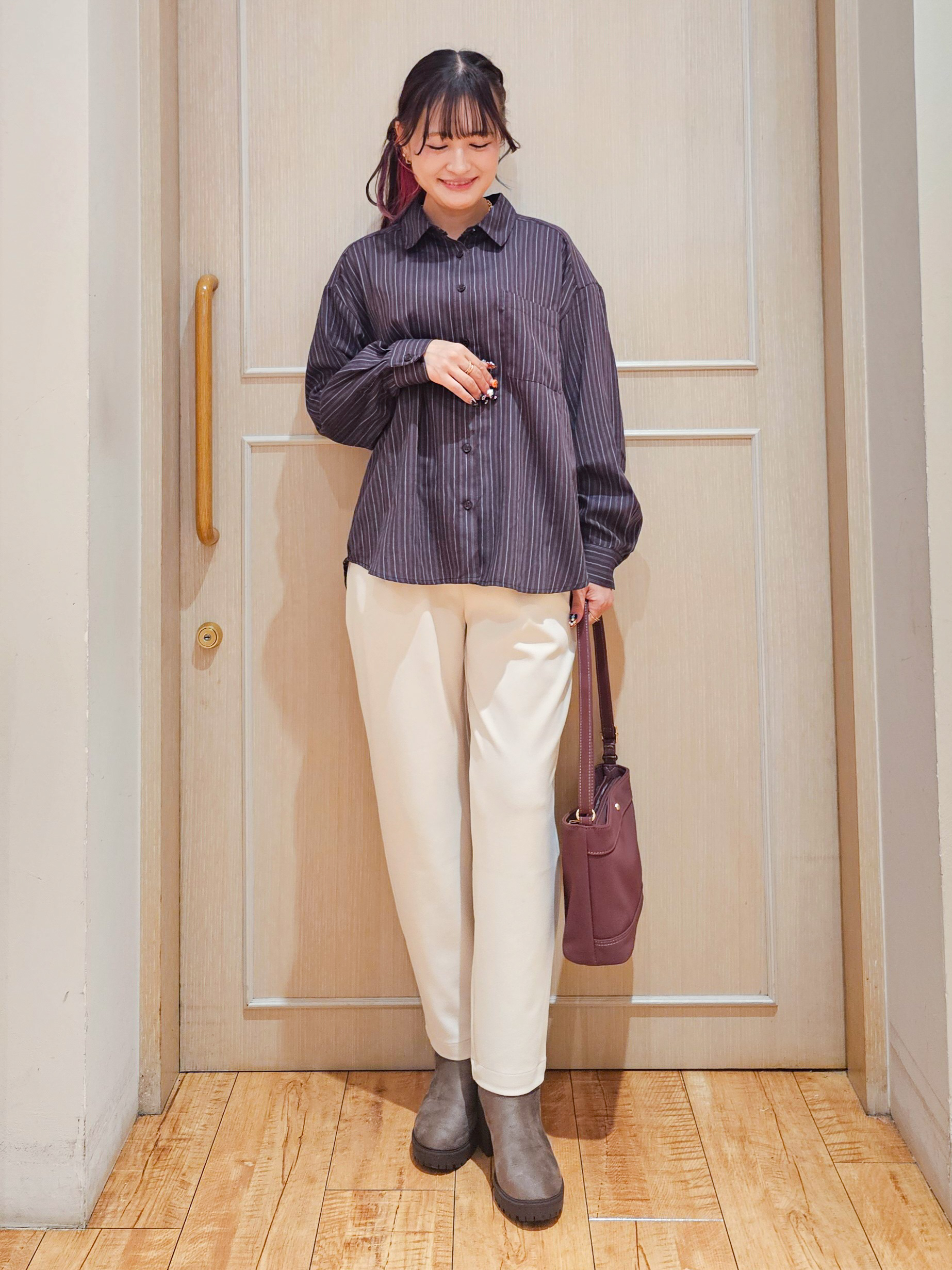 ゆゆさんの「SHOO･LA･RUE｜重ねるだけでこなれコーデに ふわふわフェイクファーベスト」を使ったコーディネート