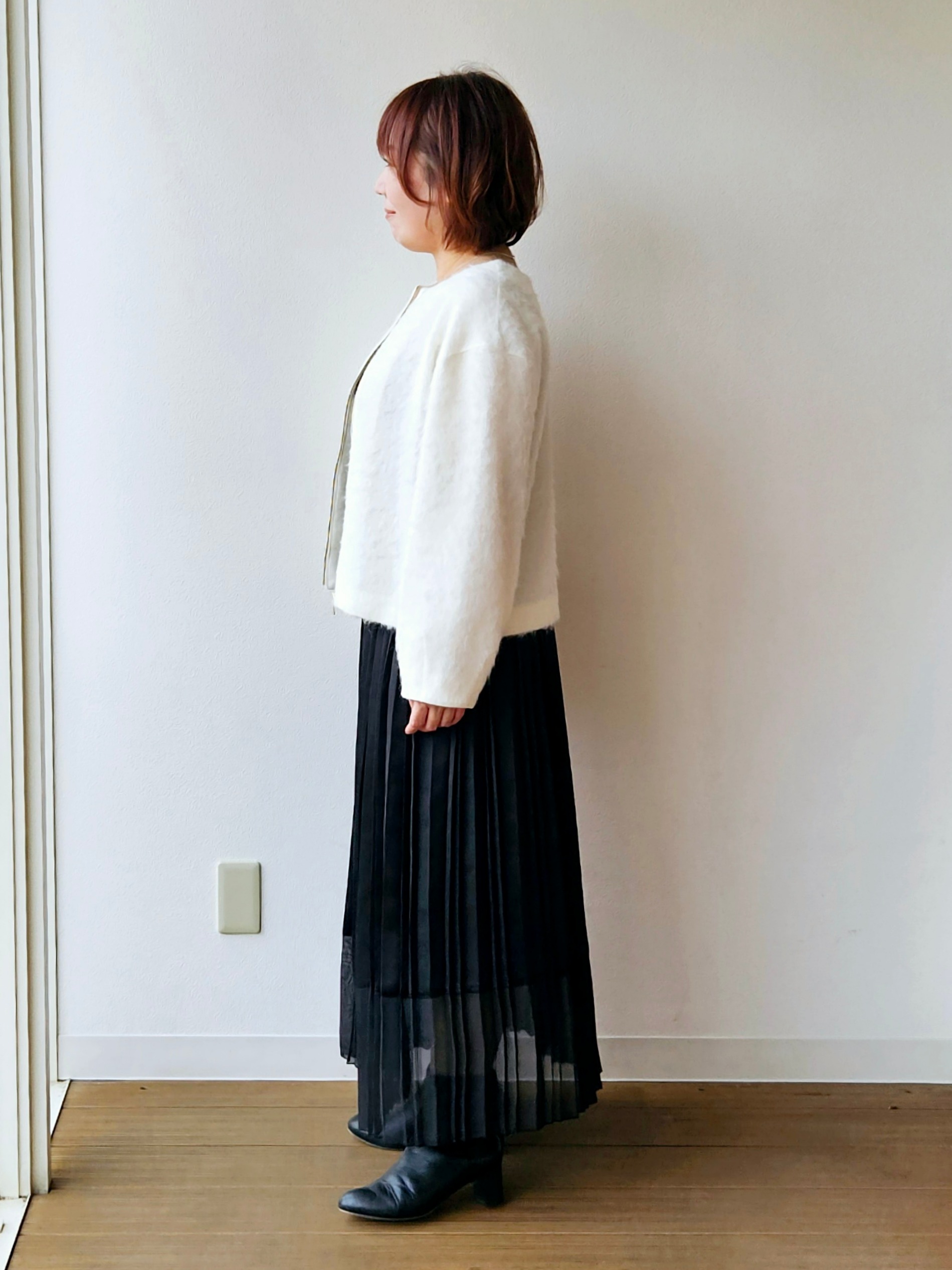 やじまさんの「UNTITLED｜【軽アウター/秋羽織り】シャギージップカーデ」を使ったコーディネート