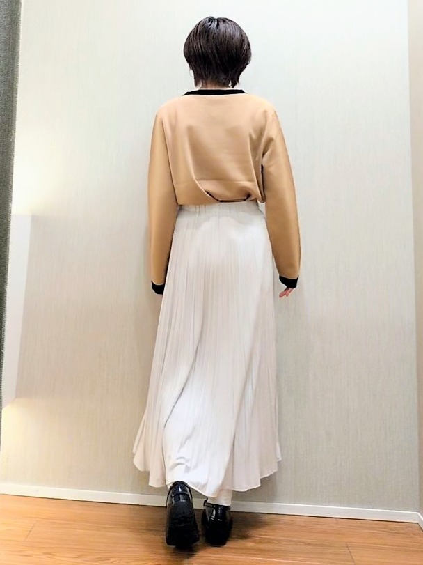 ミズタさんの「UNTITLED｜【アンサンブル可/上品映え】モールラインクルーネックニット」を使ったコーディネート