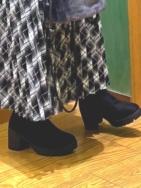 ゆっきーさんの「SHOO･LA･RUE｜【S-LL/洗濯機可/吸湿発熱】レース付き「見せる」インナー」を使ったコーディネート