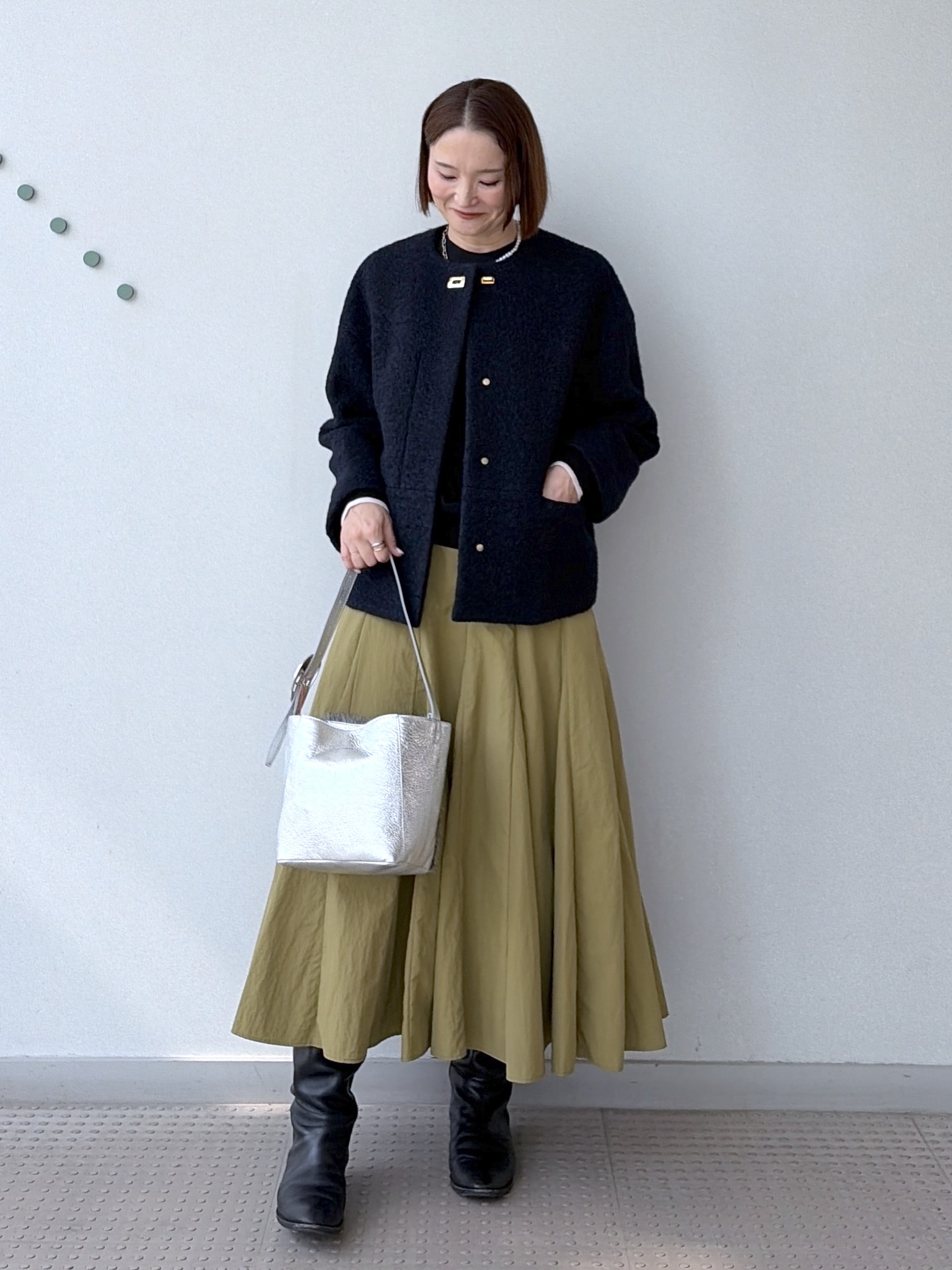 yoshikadoさんの「DRESSTERIOR｜【STORY11月号掲載/マシンウォッシャブル】コットンカシミヤニット」を使ったコーディネート
