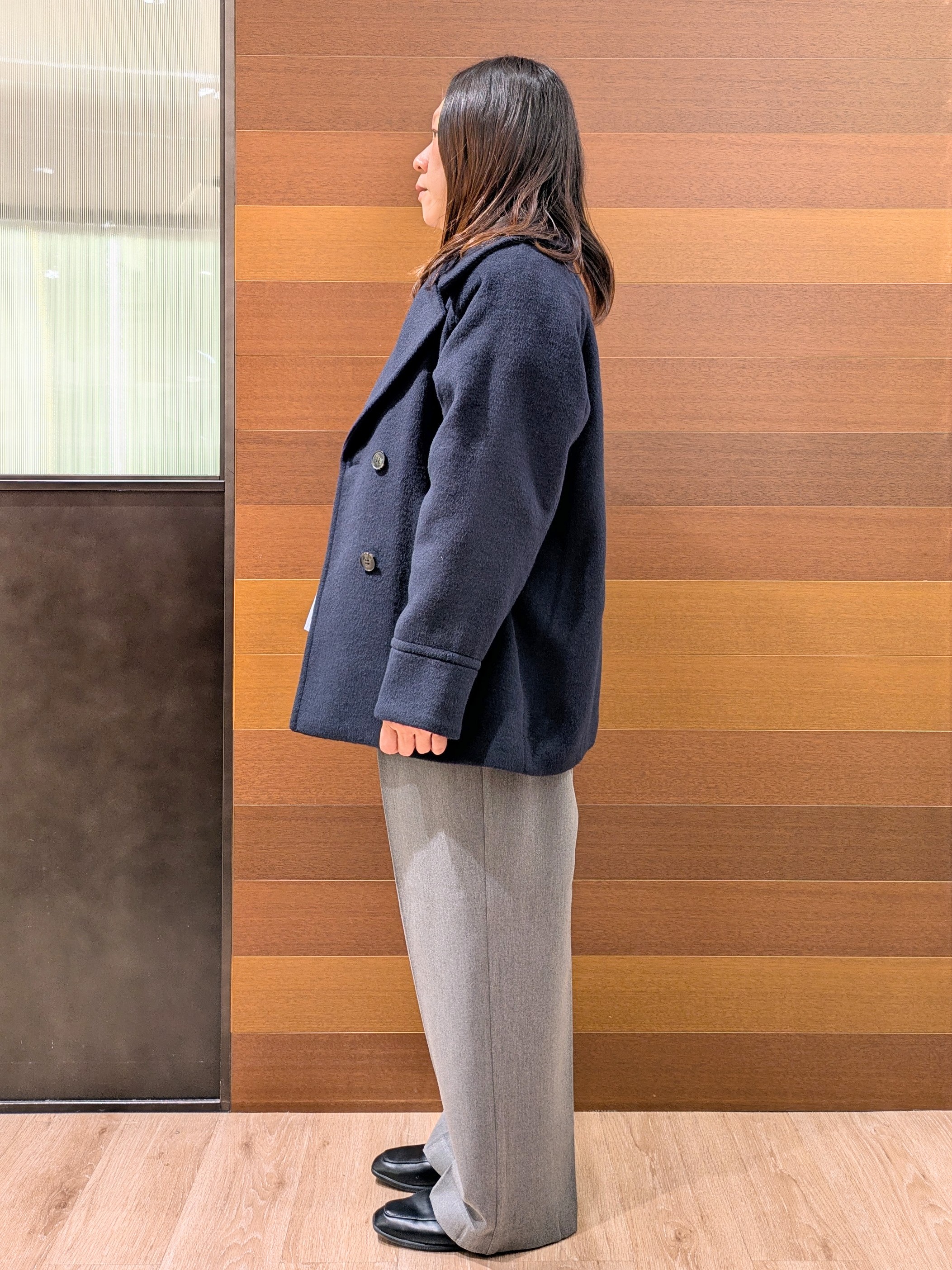 むっちゃんさんの「OPAQUE.CLIP｜カシミヤブレンドウール ミドルピーコート」を使ったコーディネート