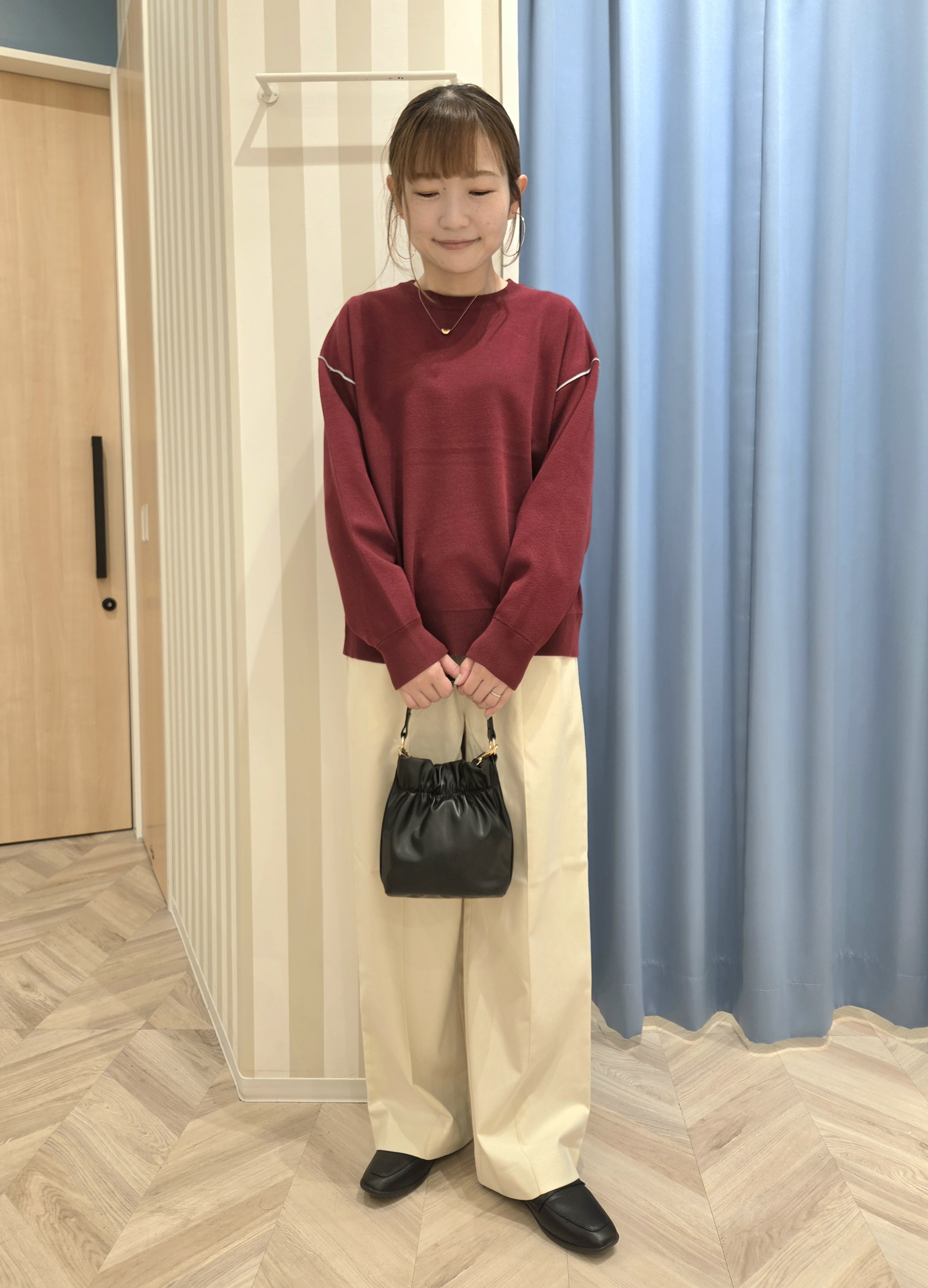 Ikumiさんの「SHOO･LA･RUE｜配色が目を引く　スウェットライクニット」を使ったコーディネート