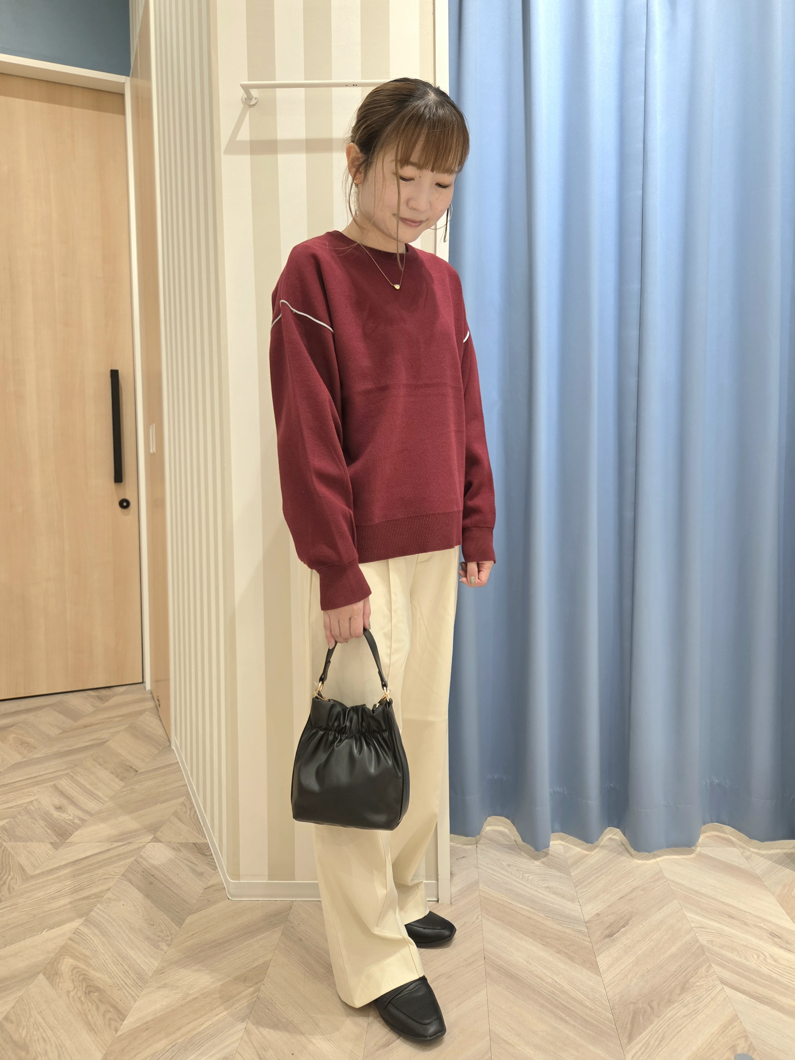 Ikumiさんの「SHOO･LA･RUE｜配色が目を引く　スウェットライクニット」を使ったコーディネート