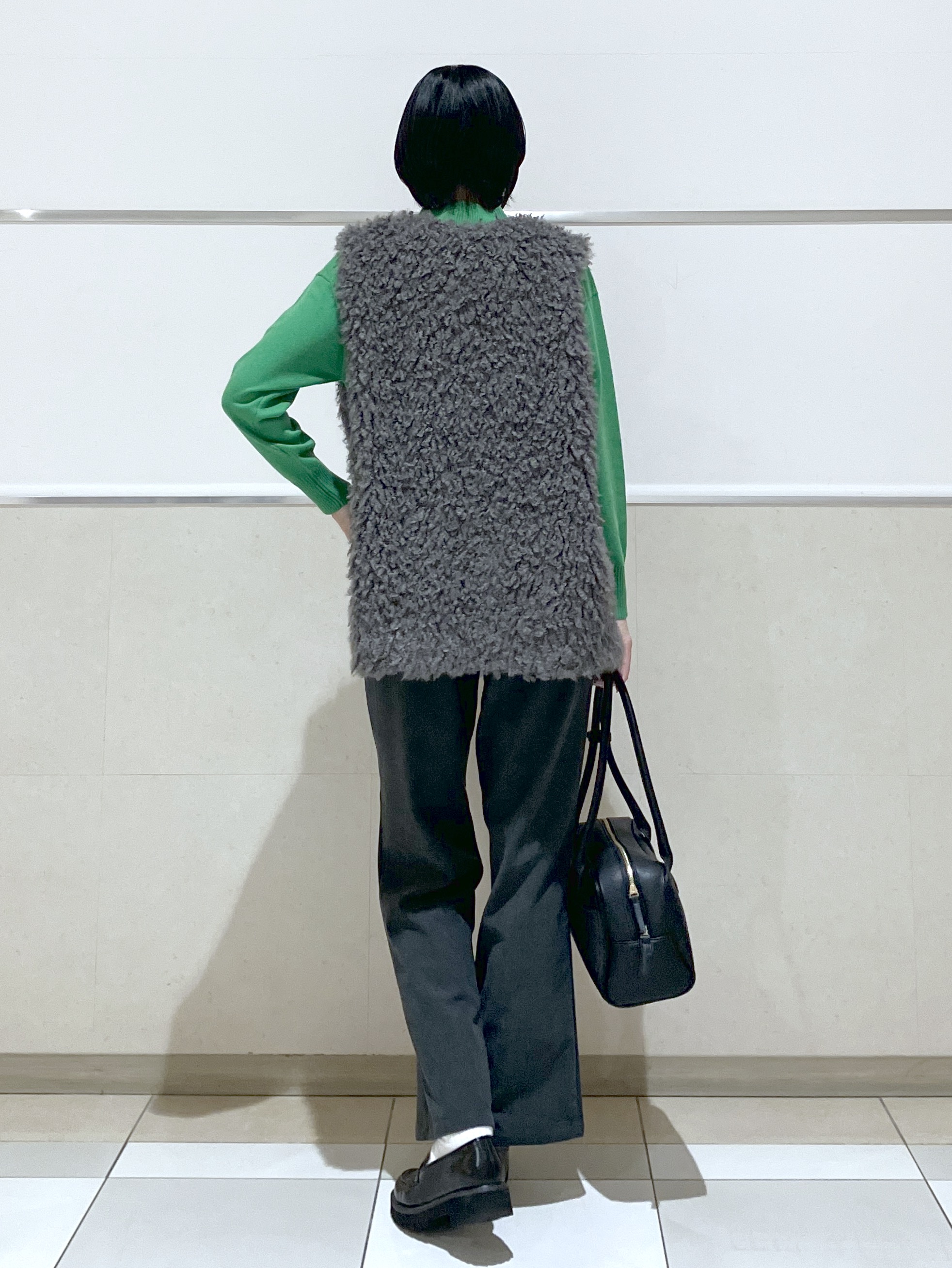eriko さんの「Dessin｜【店頭人気/洗える/ウエストゴム】ストレッチコーデュロイ セミワイドイージーパンツ」を使ったコーディネート
