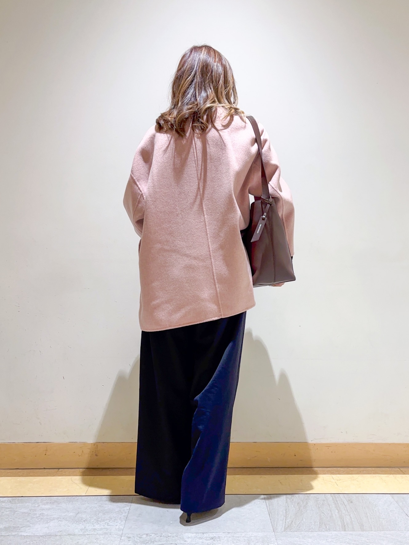 sattoさんの「UNTITLED｜【マフラー付き/ゆったり】リバーコート」を使ったコーディネート
