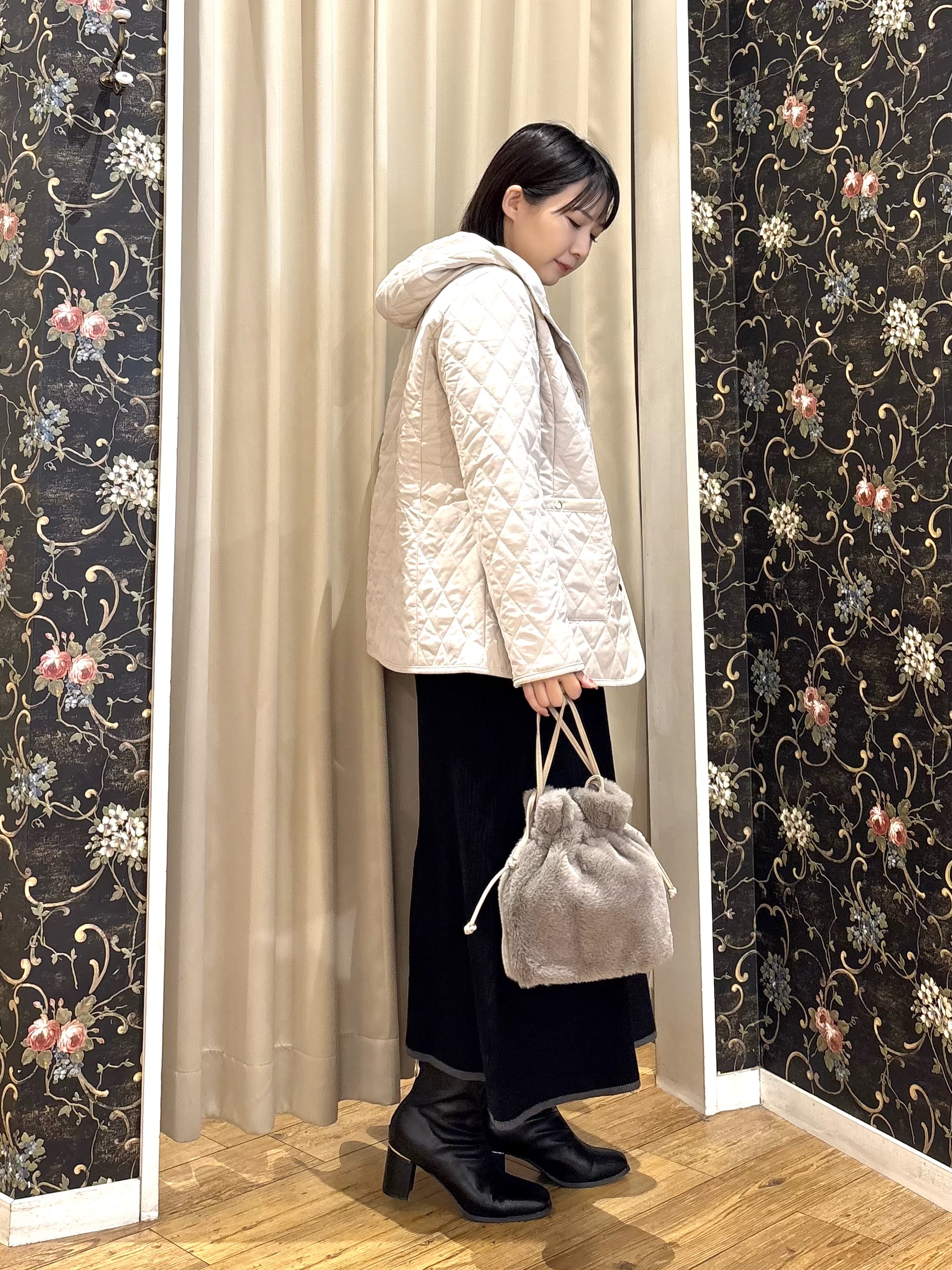 ネリさんの「SHOO･LA･RUE｜【撥水/S-LL/洗濯機可】2WAY中綿キルトジャケット」を使ったコーディネート