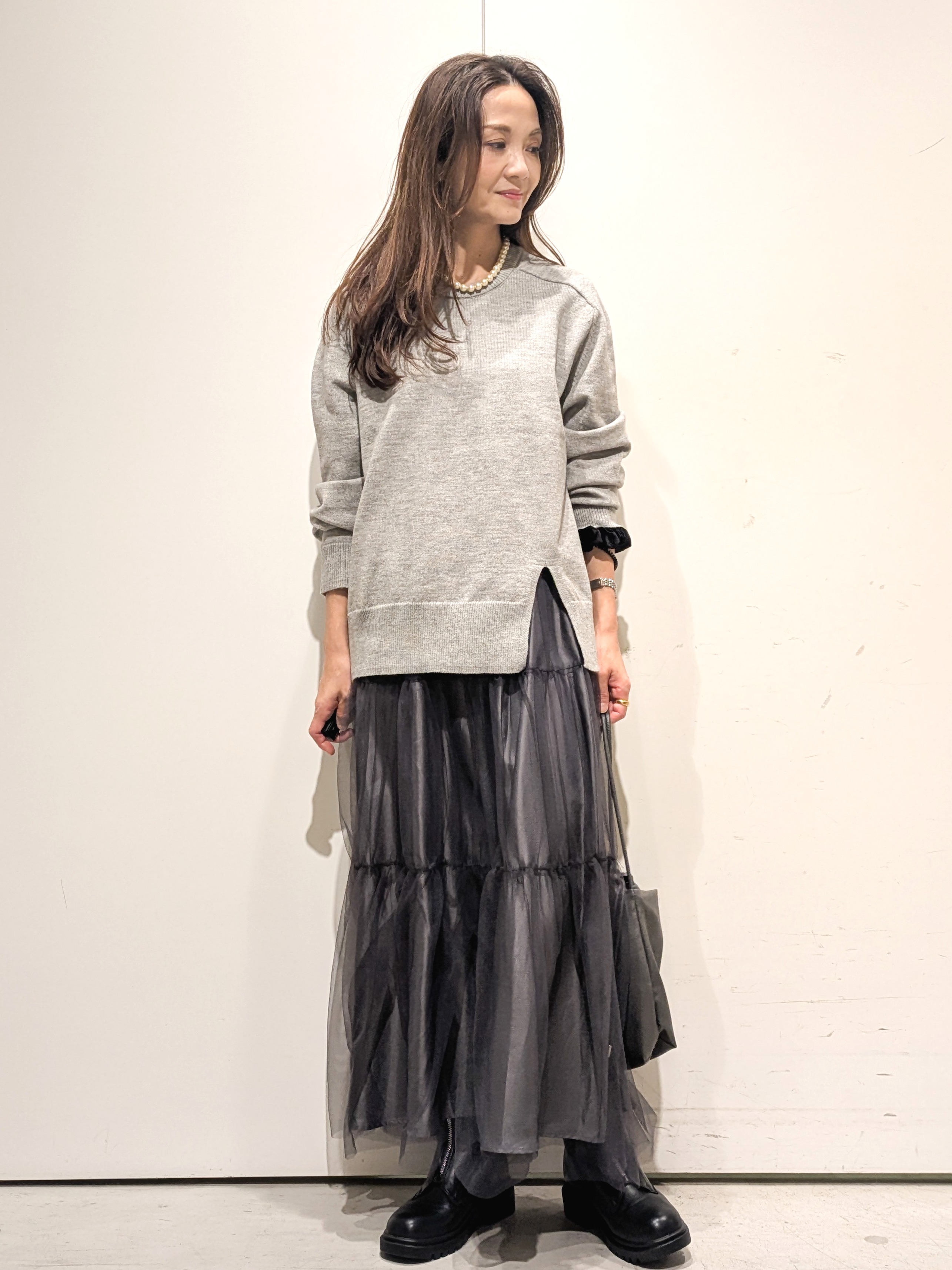 machiさんの「OPAQUE.CLIP｜スリットデザインニット【洗濯機OK】」を使ったコーディネート
