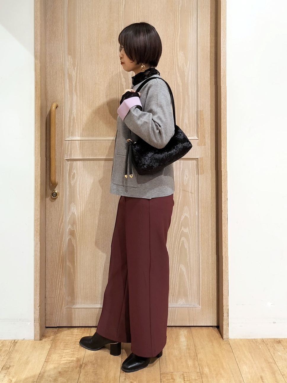 YUKIさんの「SHOO･LA･RUE｜【S-LL/洗濯機可/静電気防止】もちもち配色ダブルフェイスカーディガン」を使ったコーディネート