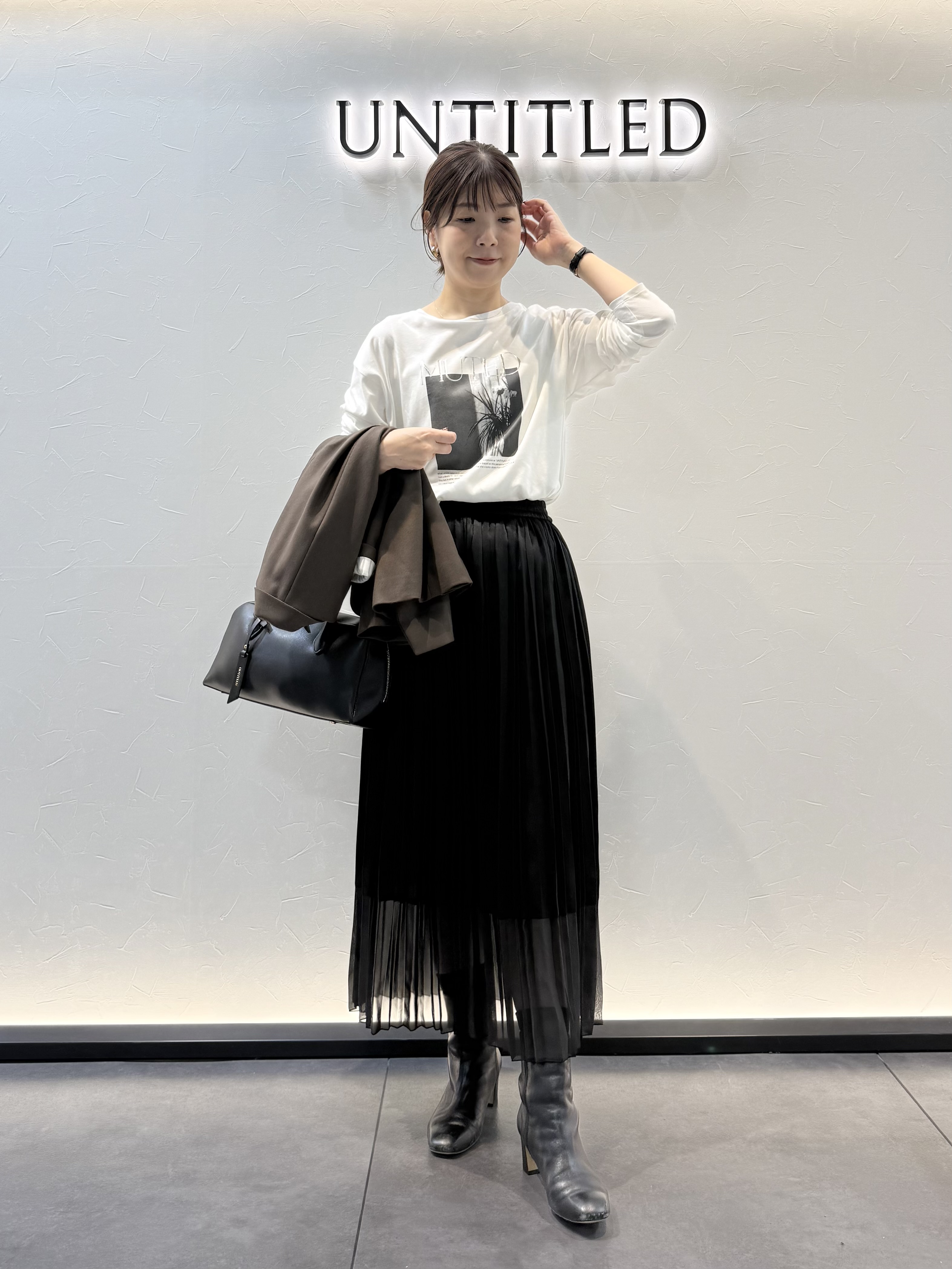 かなえさんの「UNTITLED｜【セットアップ可/ライトアウター/仕事着スーツ】ウールダブルジャケット」を使ったコーディネート