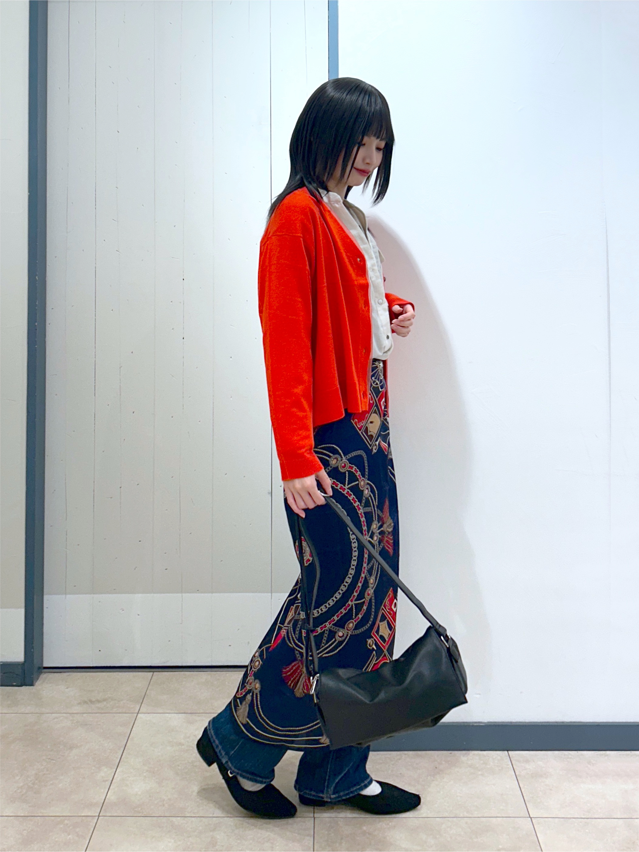 yukinoさんの「grove｜【毛玉軽減・2タイプから着丈選べる】キレイが続く Vネックカーディガン」を使ったコーディネート
