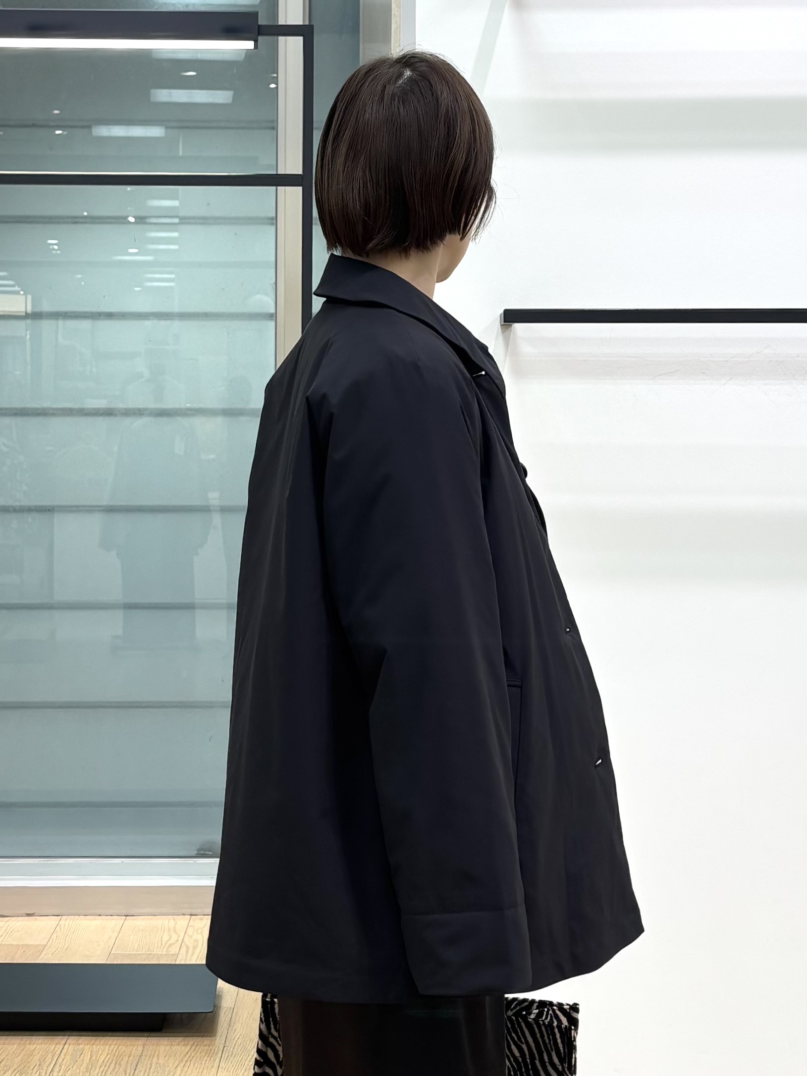 asamiさんの「INDIVI｜【選べる6色／ストレッチ◎】きれいめドルマンスリーブニット」を使ったコーディネート