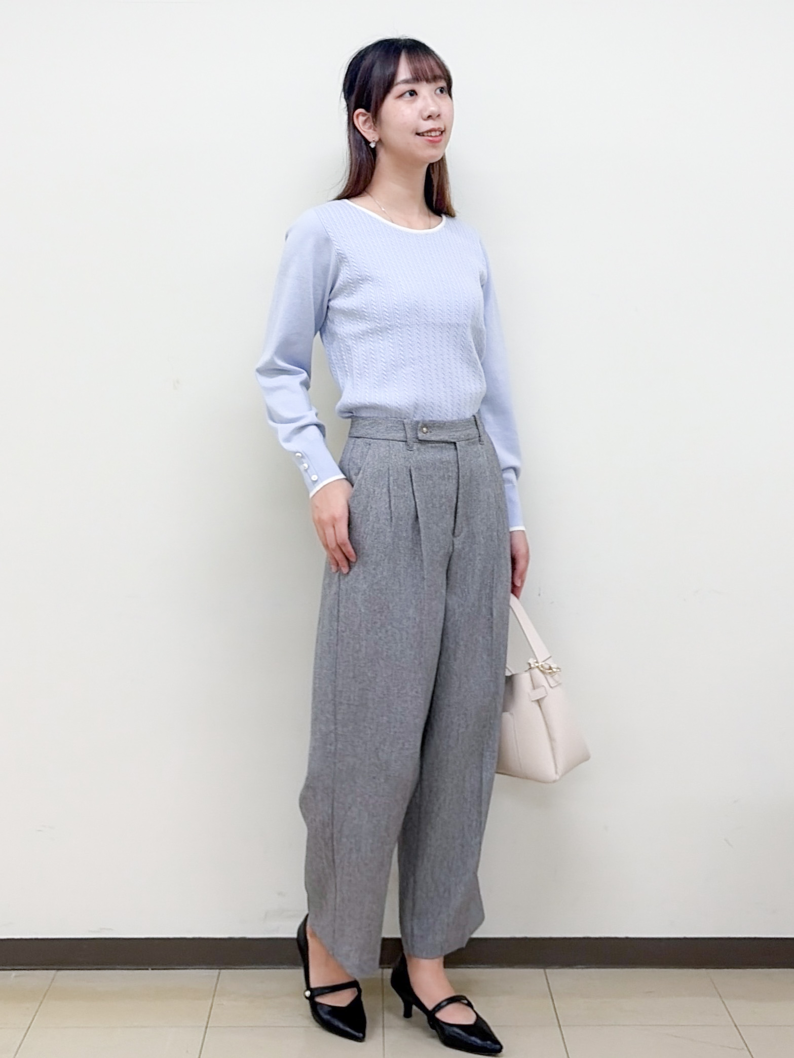 yurinaさんの「index｜クルーネックケーブルニット【洗濯機OK】」を使ったコーディネート