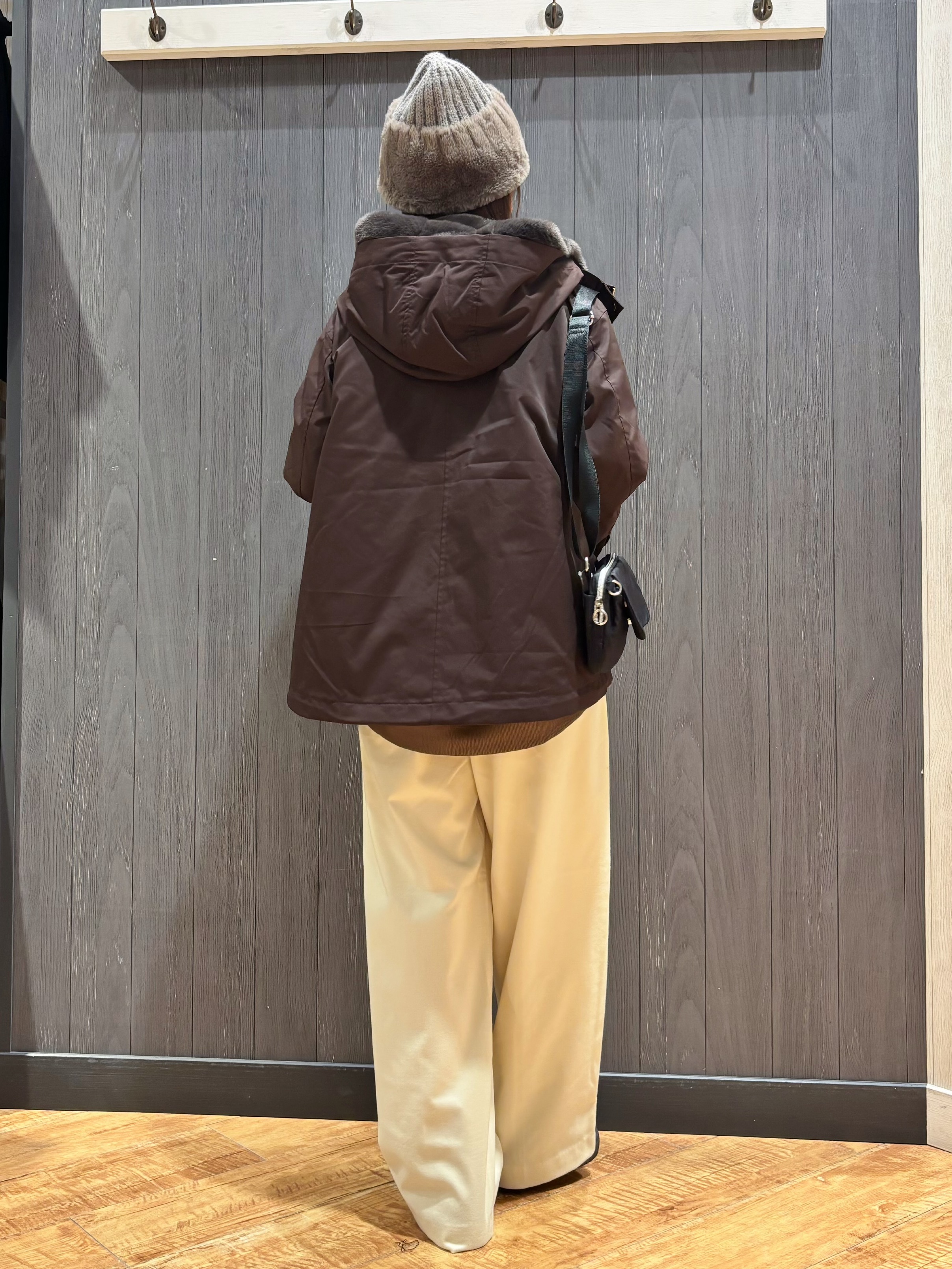 meiさんの「SHOO･LA･RUE｜【洗濯機可/撥水/マルチWAY】ファーライナー付き 毎日欲張りマンパ」を使ったコーディネート