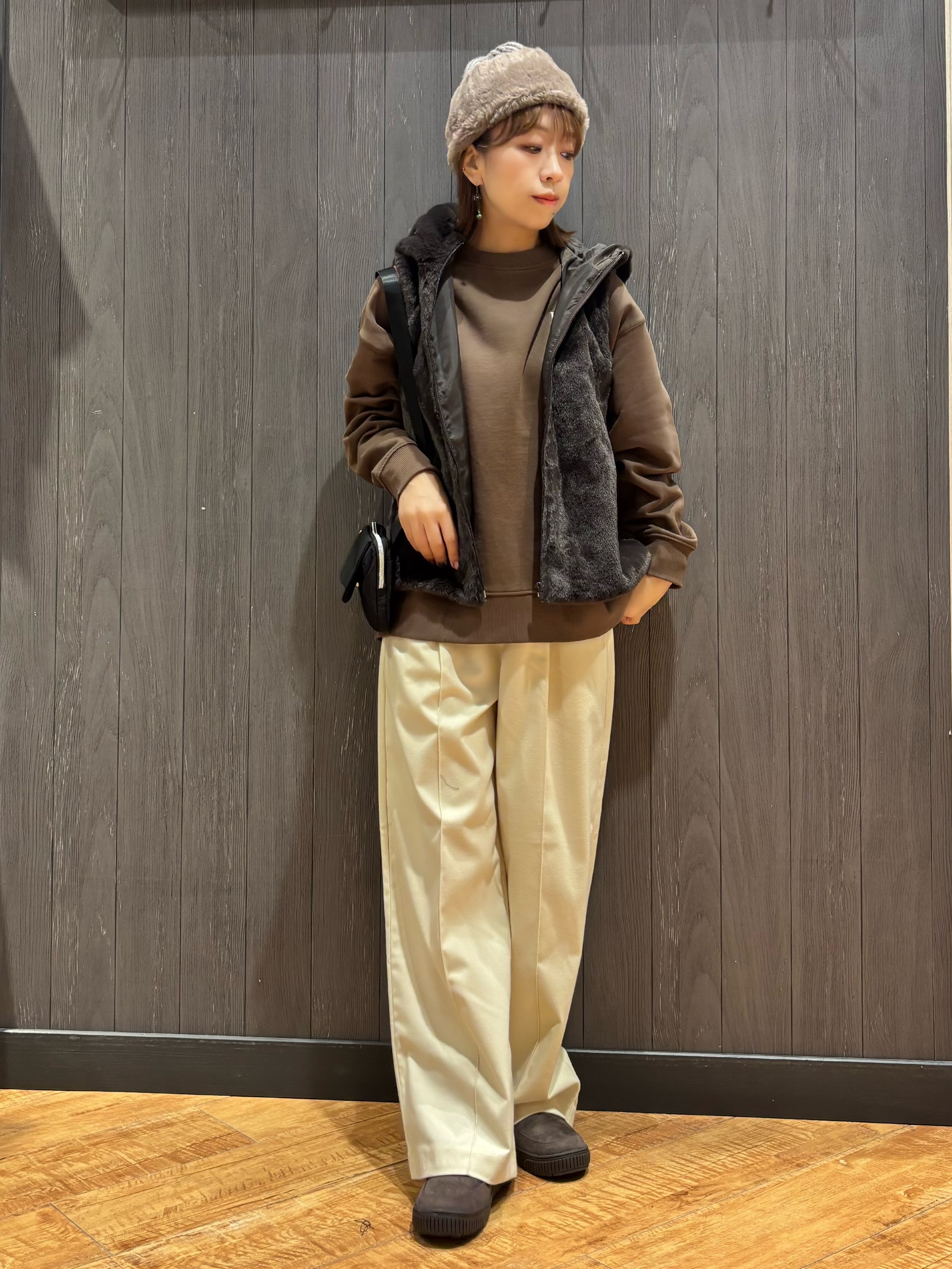 meiさんの「SHOO･LA･RUE｜【洗濯機可/撥水/マルチWAY】ファーライナー付き 毎日欲張りマンパ」を使ったコーディネート
