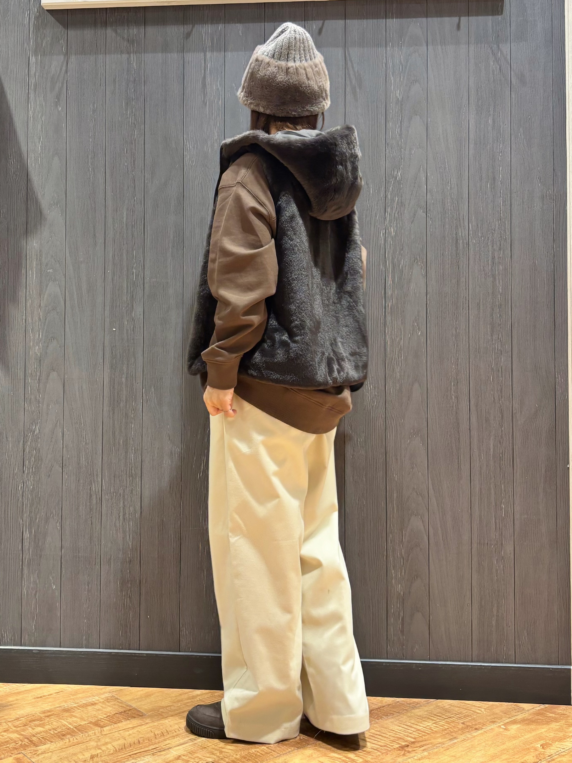 meiさんの「SHOO･LA･RUE｜【洗濯機可/撥水/マルチWAY】ファーライナー付き 毎日欲張りマンパ」を使ったコーディネート