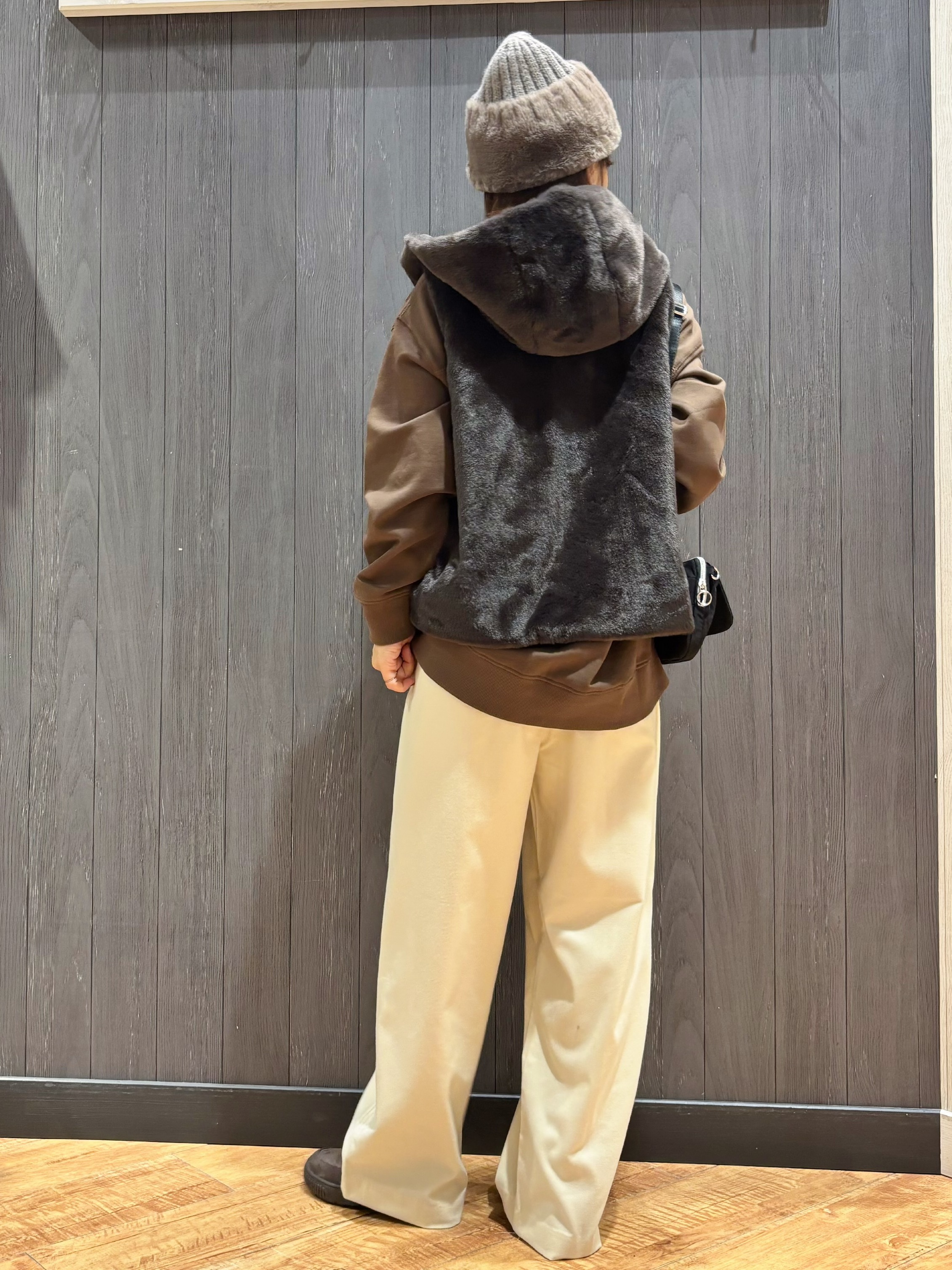 meiさんの「SHOO･LA･RUE｜【洗濯機可/撥水/マルチWAY】ファーライナー付き 毎日欲張りマンパ」を使ったコーディネート