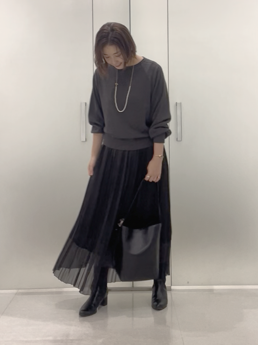 まどかさんの「UNTITLED｜【店頭人気！/8色展開】ボリュームスリーブニットプルオーバー」を使ったコーディネート