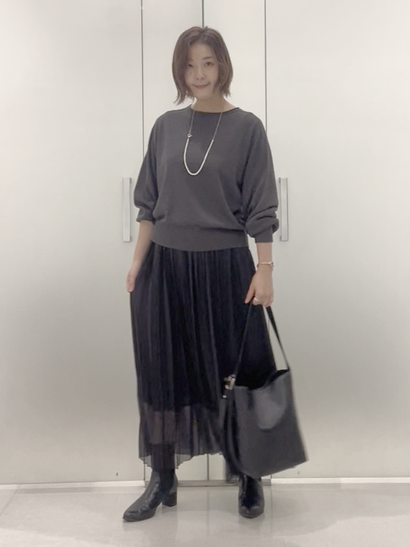 まどかさんの「UNTITLED｜【店頭人気！/8色展開】ボリュームスリーブニットプルオーバー」を使ったコーディネート