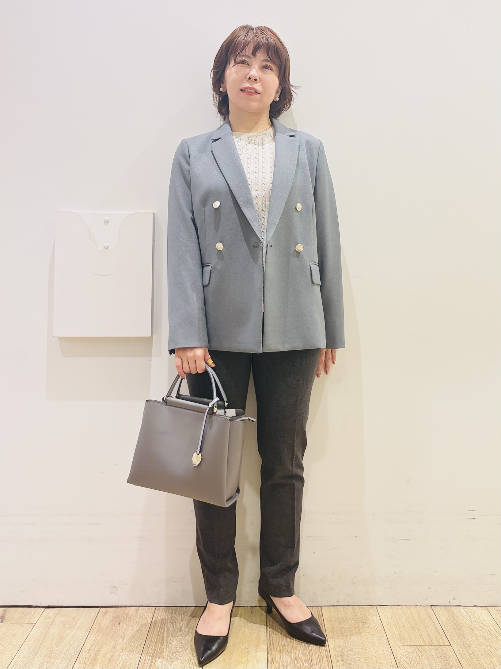 YUKOさんの「index｜バイカラーケーブルペプラムニット【洗濯機OK】」を使ったコーディネート