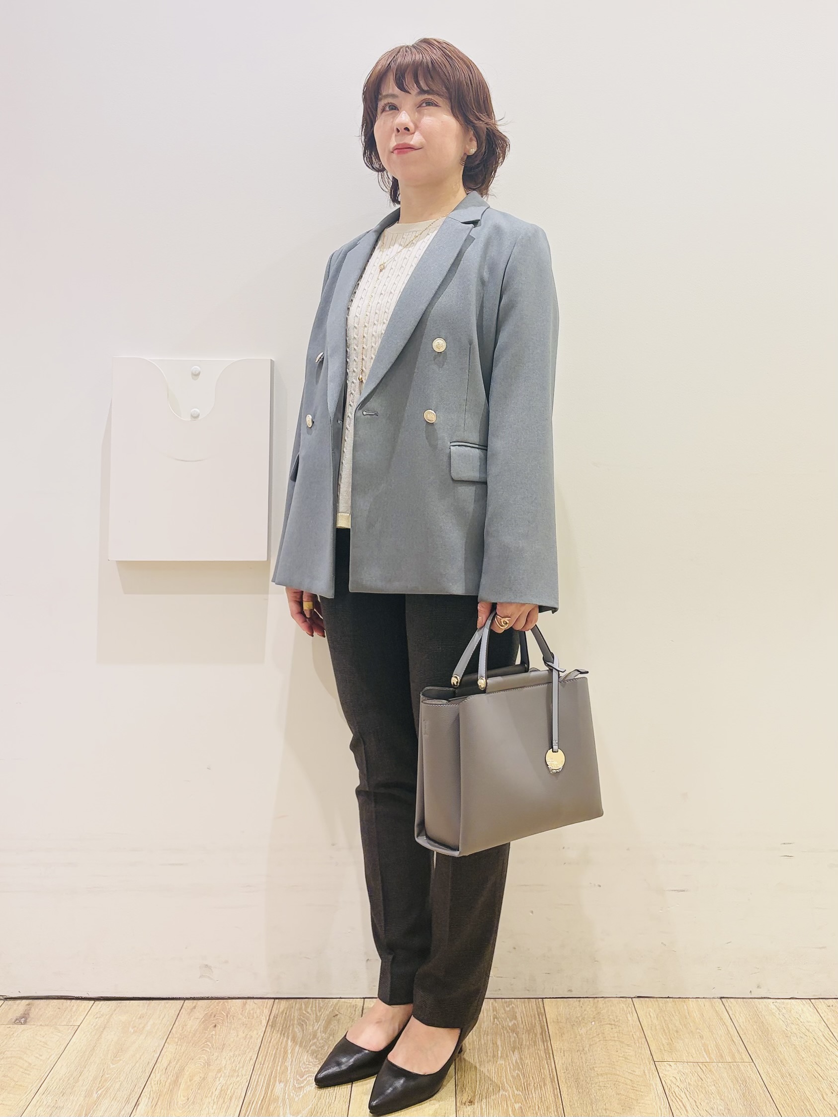 YUKOさんの「index｜バイカラーケーブルペプラムニット【洗濯機OK】」を使ったコーディネート