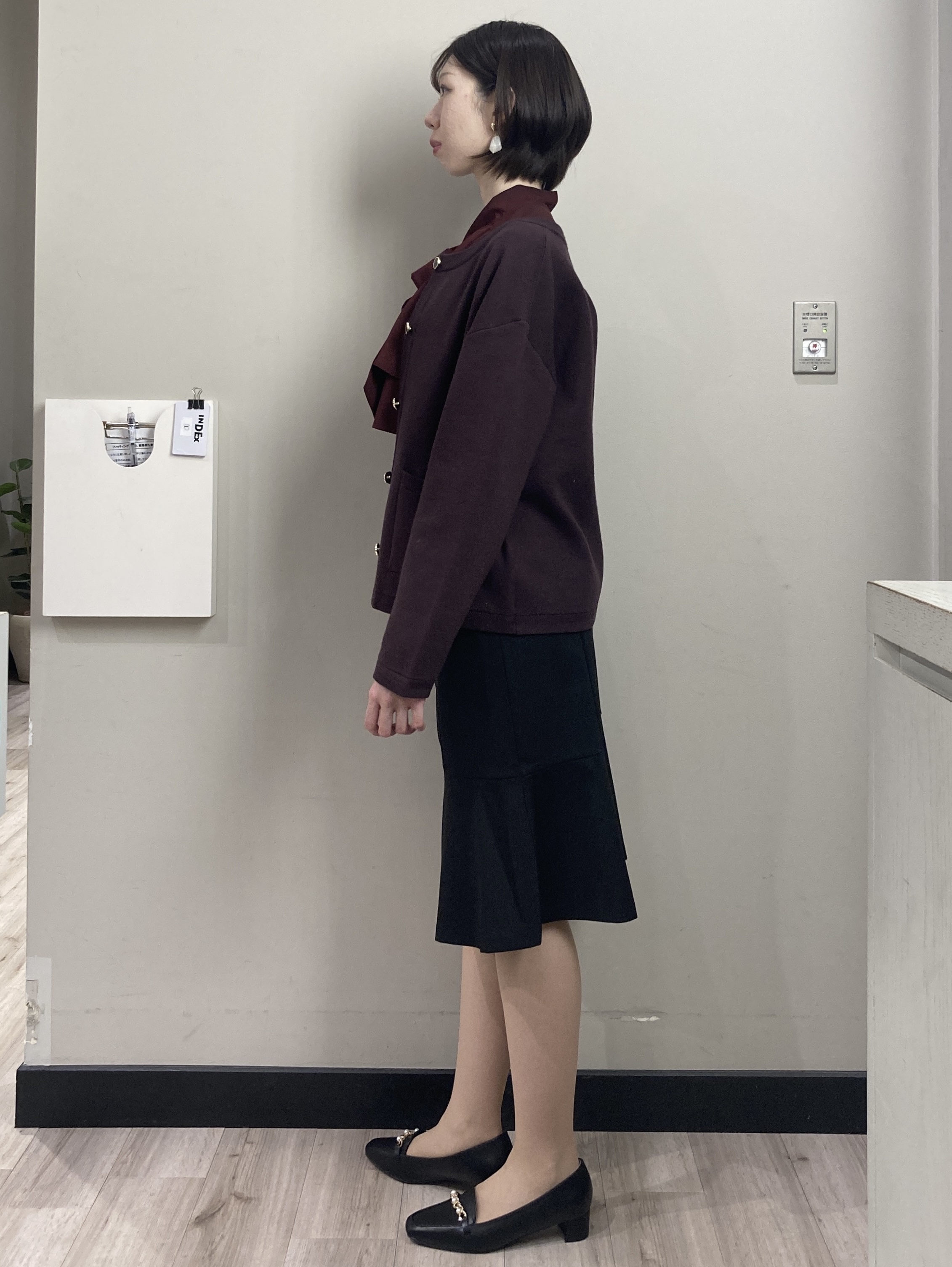わかさんの「index｜【セットアップ可】ノーカラーミドルコーディガン《洗濯機OK》」を使ったコーディネート