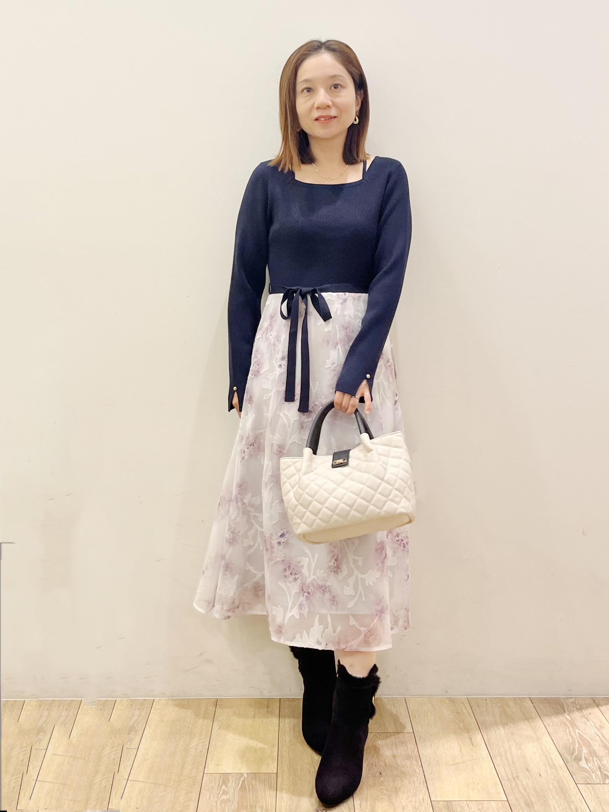 kcさんの「OPAQUE.CLIP｜【植草美幸先生が指南する好印象スタイル】フラワージャカードドッキングニットワンピース≪洗濯機OK≫」を使ったコーディネート