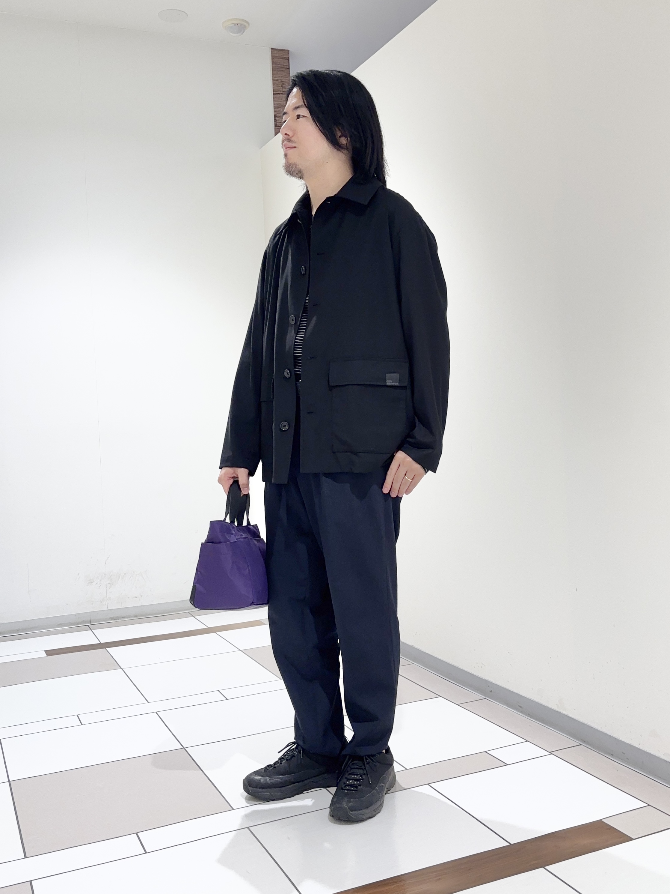 及川さんの「TAKEO KIKUCHI｜ストレッチカバーオールジャケット」を使ったコーディネート