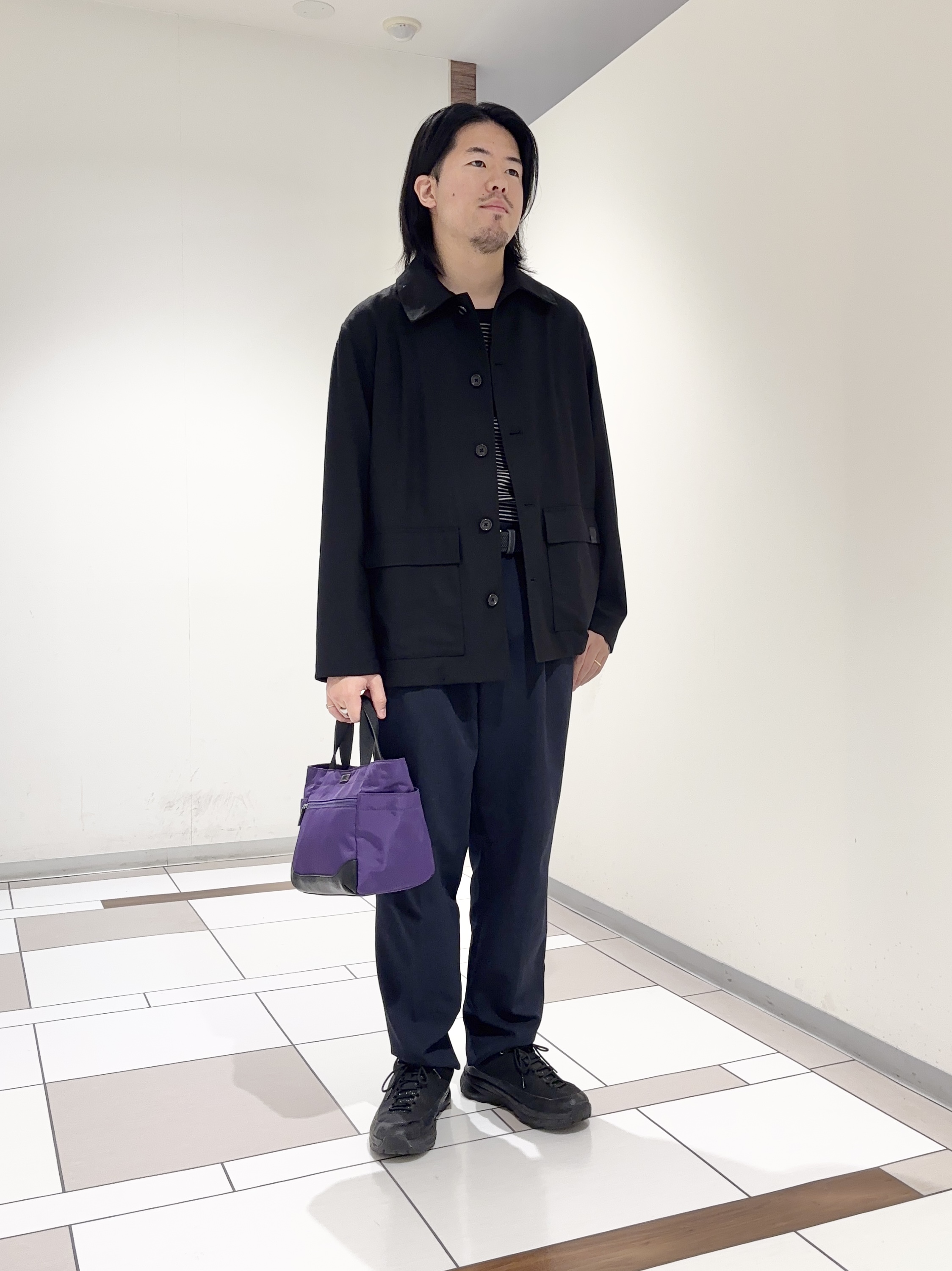 及川さんの「TAKEO KIKUCHI｜ストレッチカバーオールジャケット」を使ったコーディネート