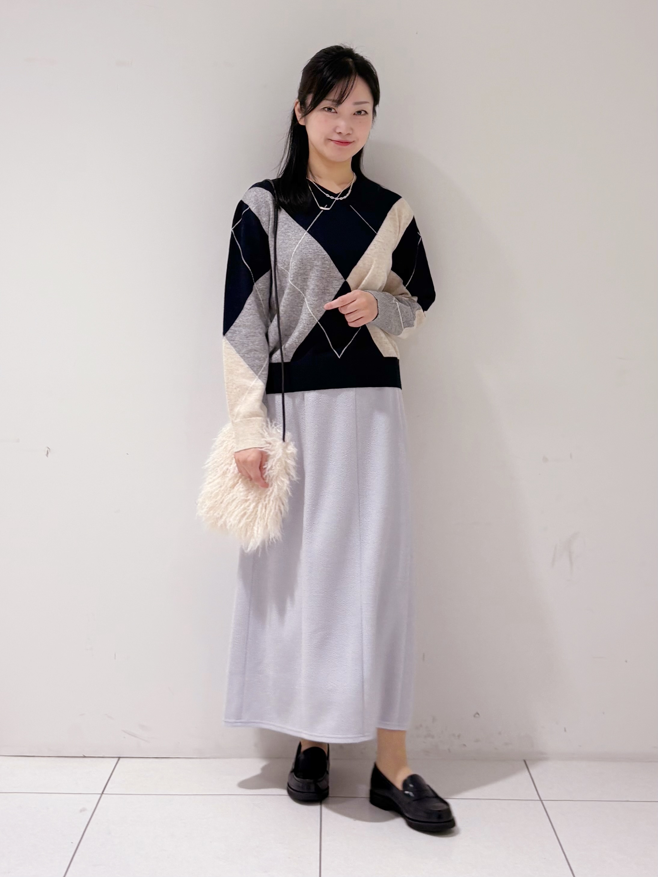 momokoさんの「INDIVI｜【ウール混】ビッグアーガイル柄ニット」を使ったコーディネート