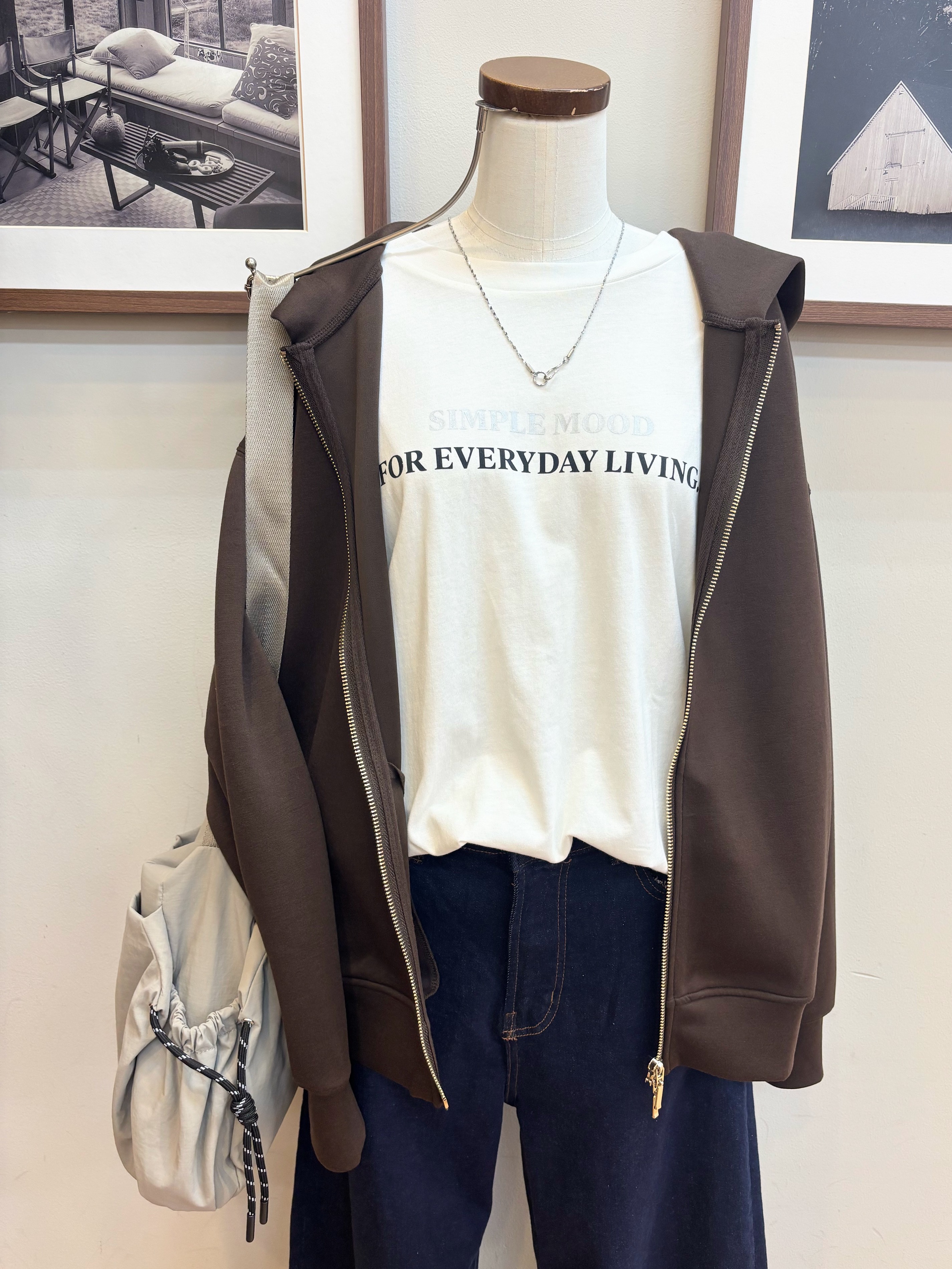 maiさんの「SHOO･LA･RUE｜【S-LL/洗濯機可】もちさら ダブルジップパーカ」を使ったコーディネート